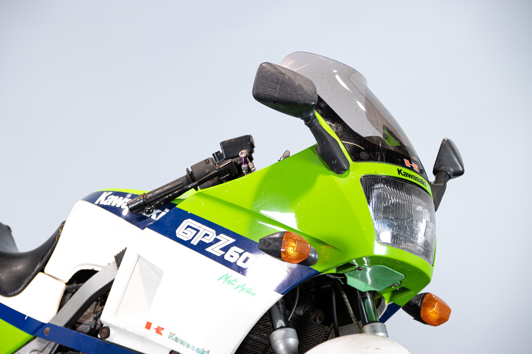 Kawasaki GPZ 600 R 