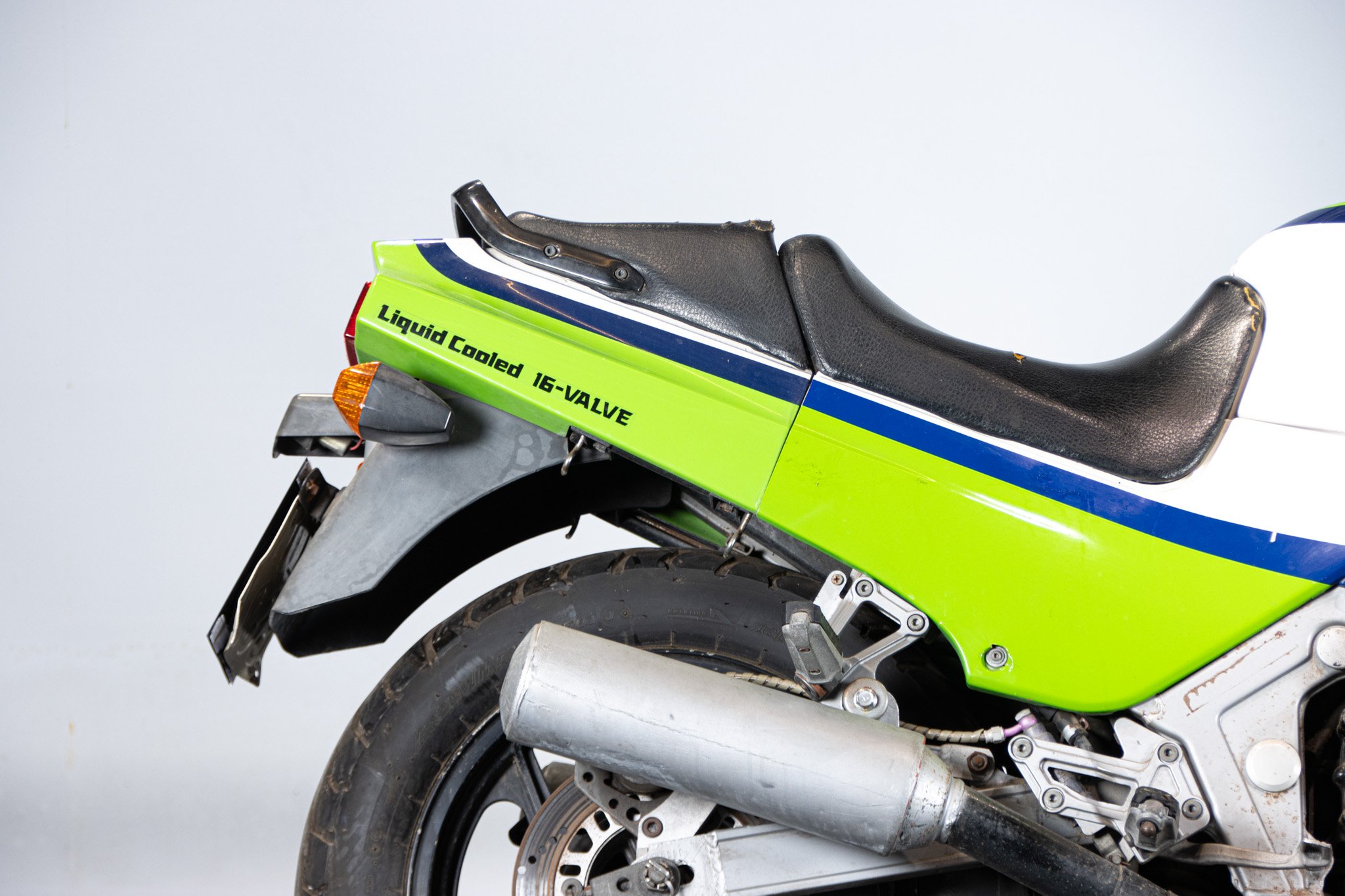Kawasaki GPZ 600 R 