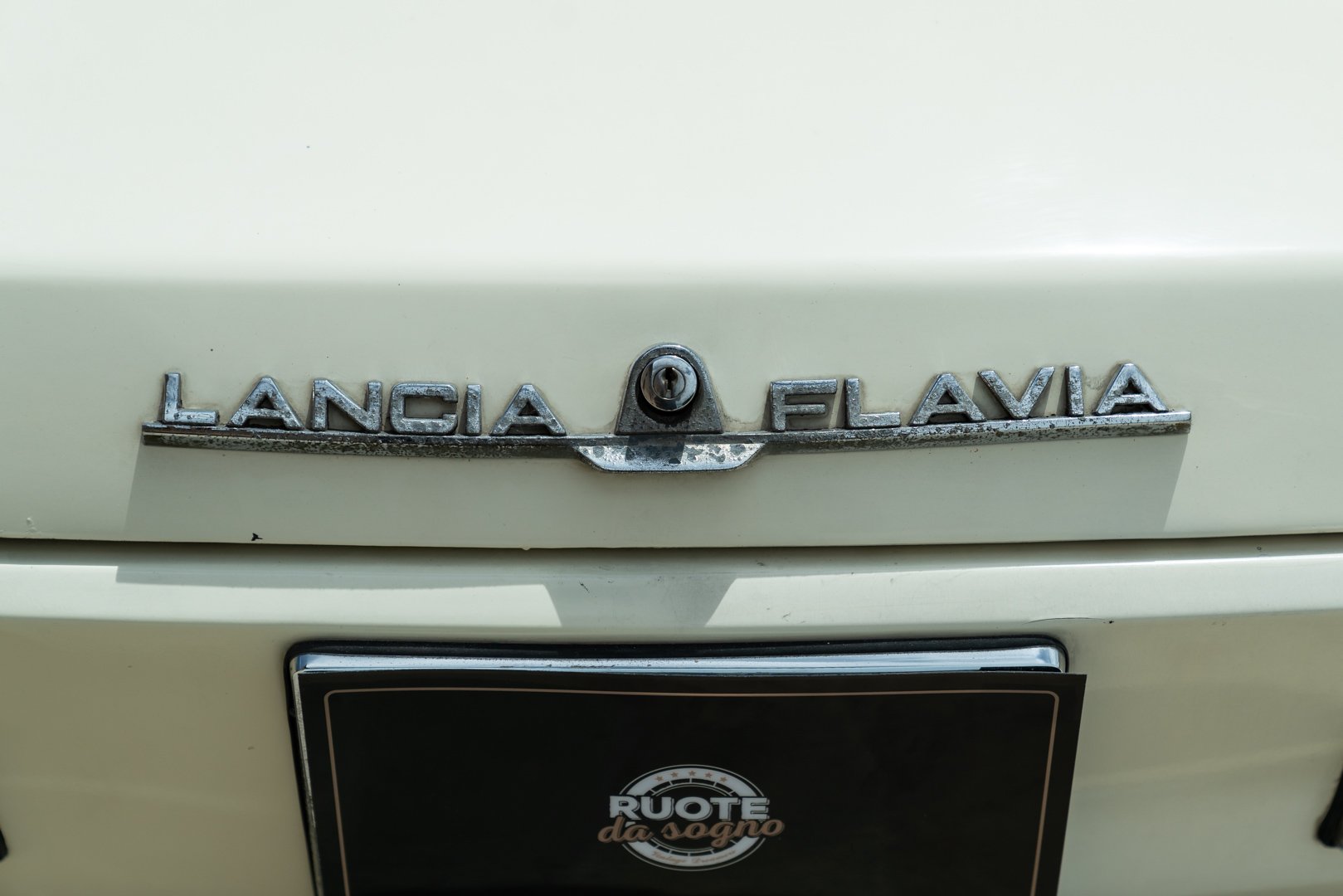 Lancia FLAVIA 2000 