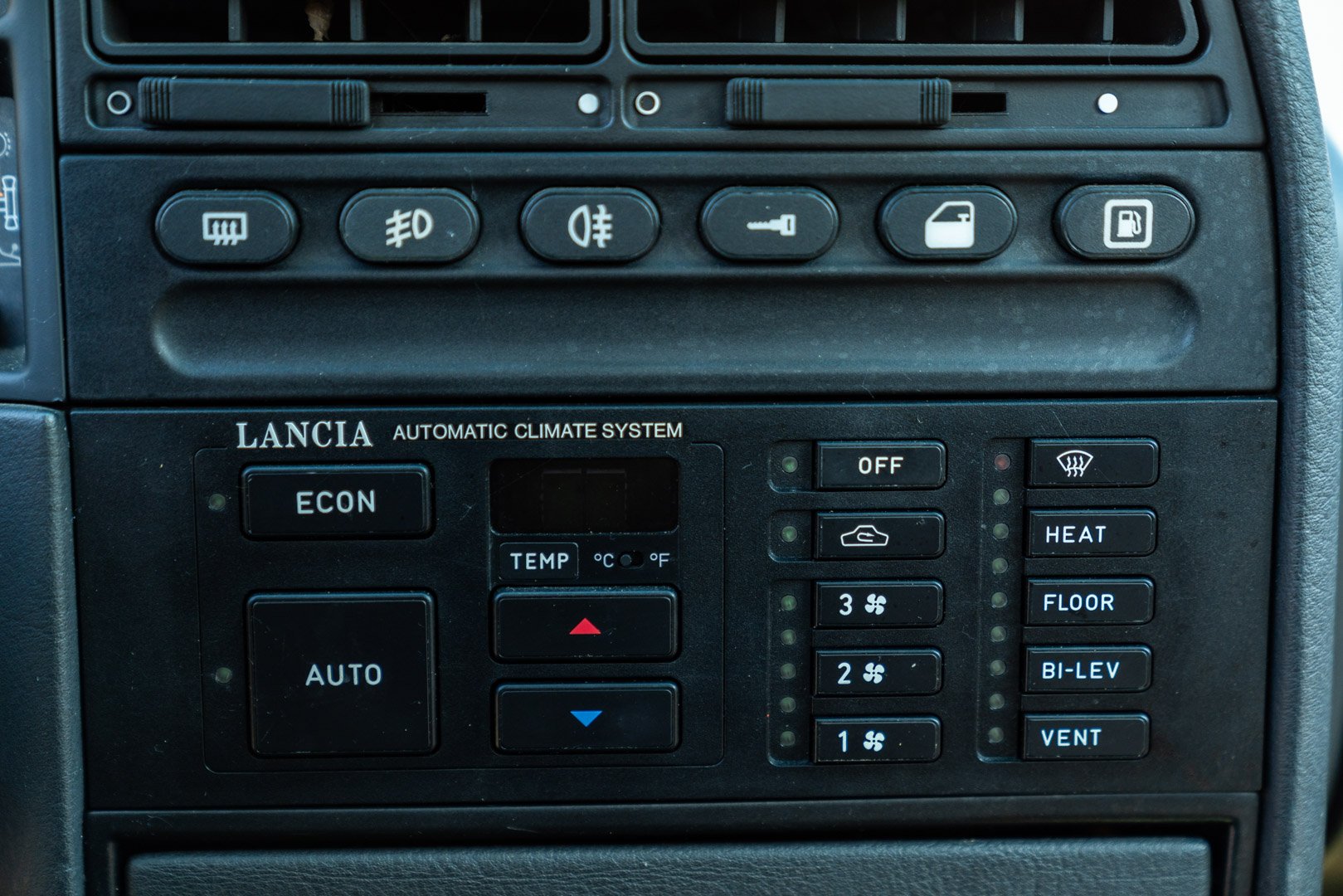 Lancia THEMA i.e TURBO 