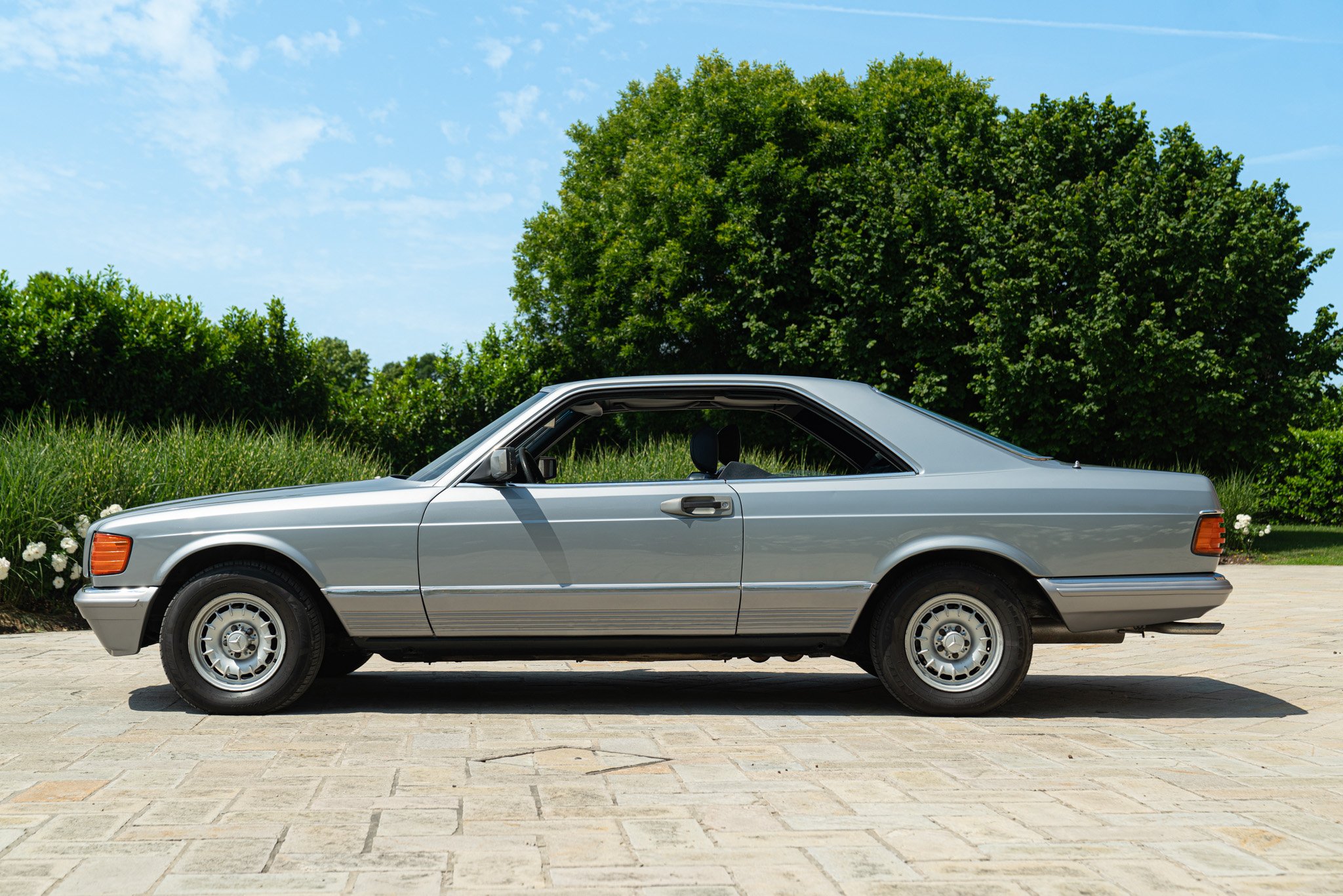 Mercedes Benz 380 SEC 
