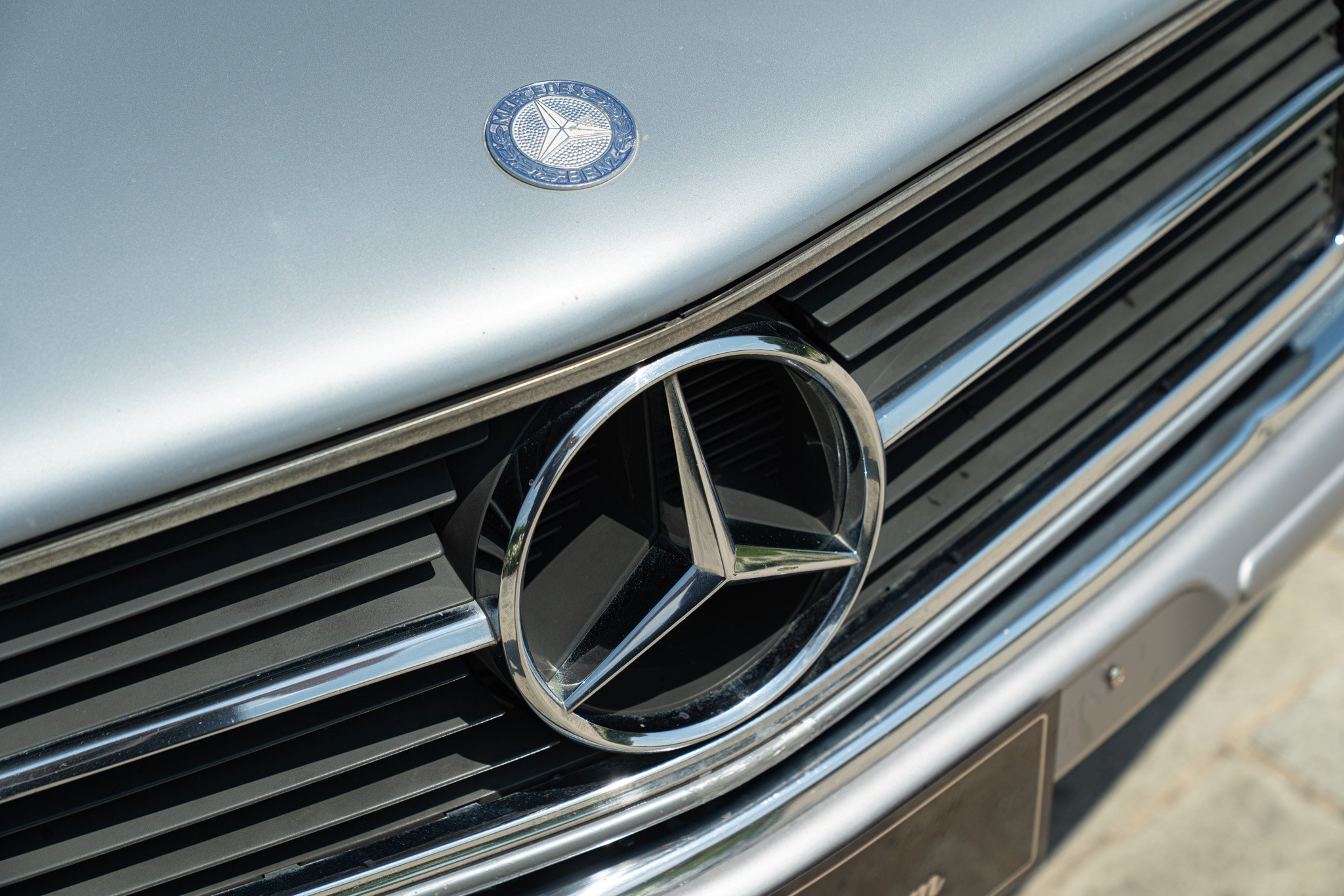 Mercedes Benz 380 SEC 