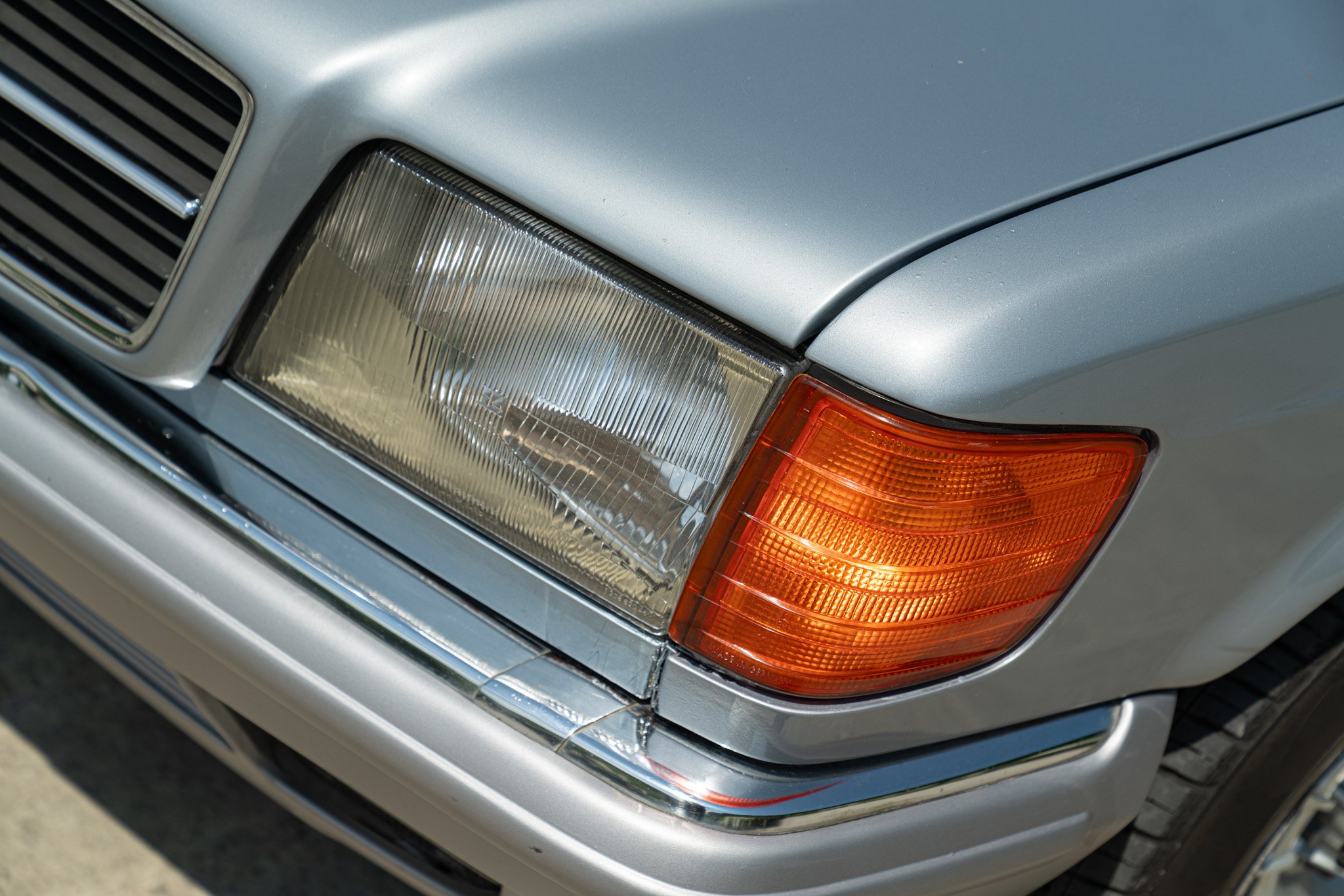 Mercedes Benz 380 SEC 