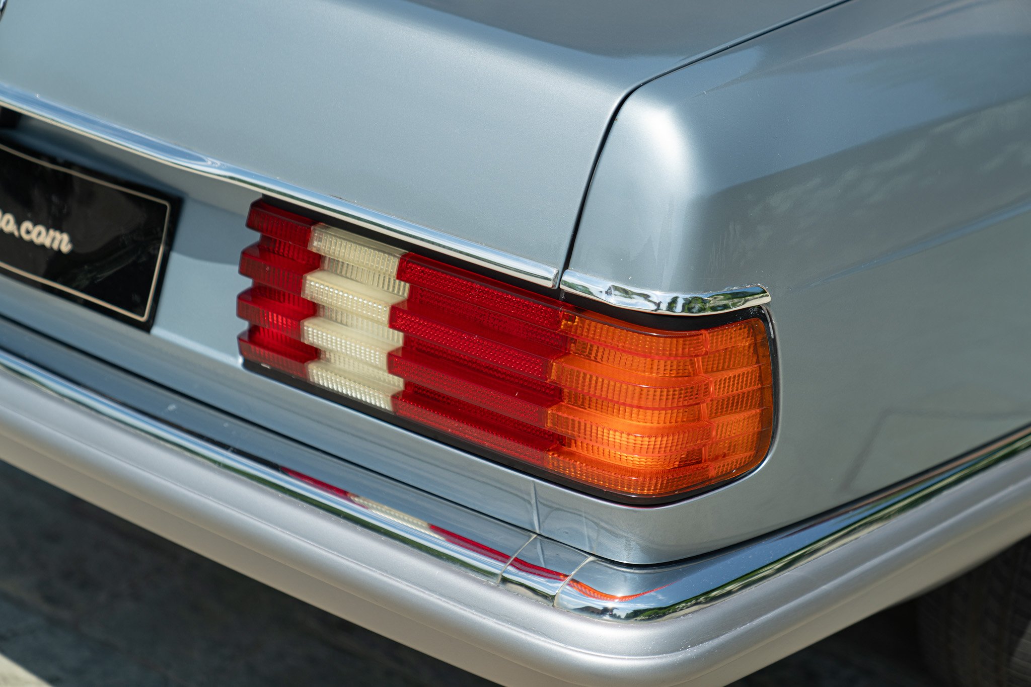 Mercedes Benz 380 SEC 