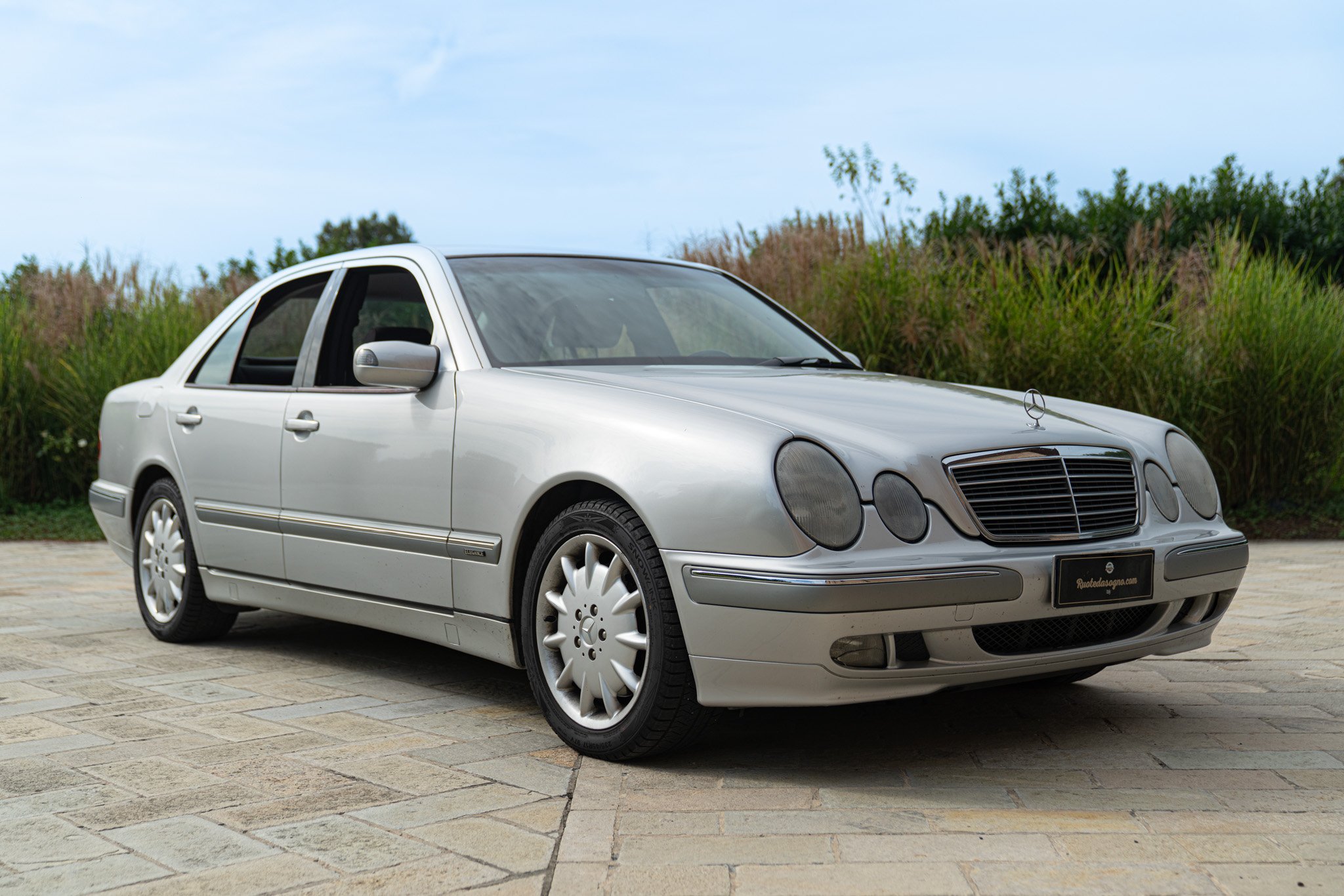 Mercedes Benz E430 V8 