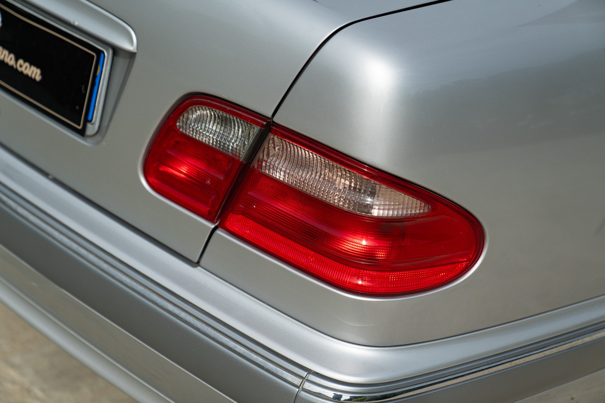 Mercedes Benz E430 V8 