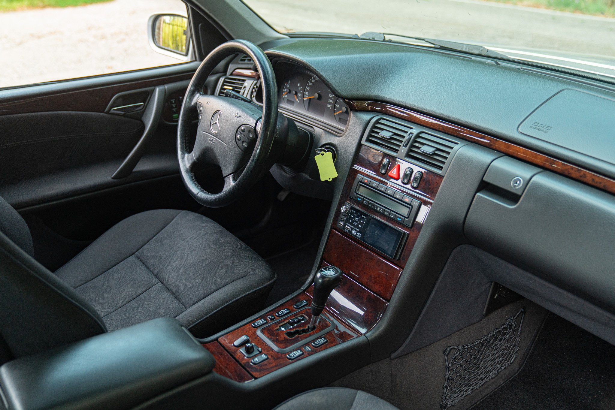 Mercedes Benz E430 V8 