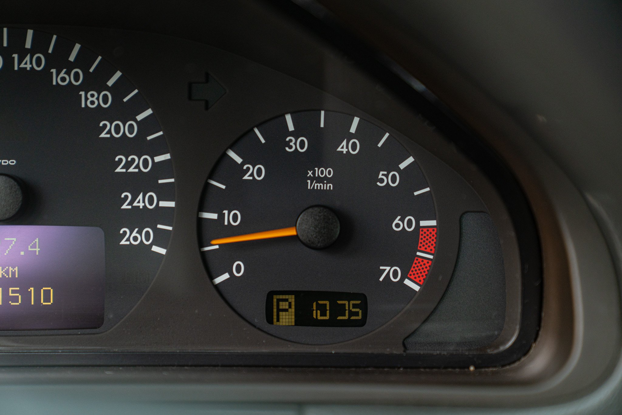 Mercedes Benz E430 V8 