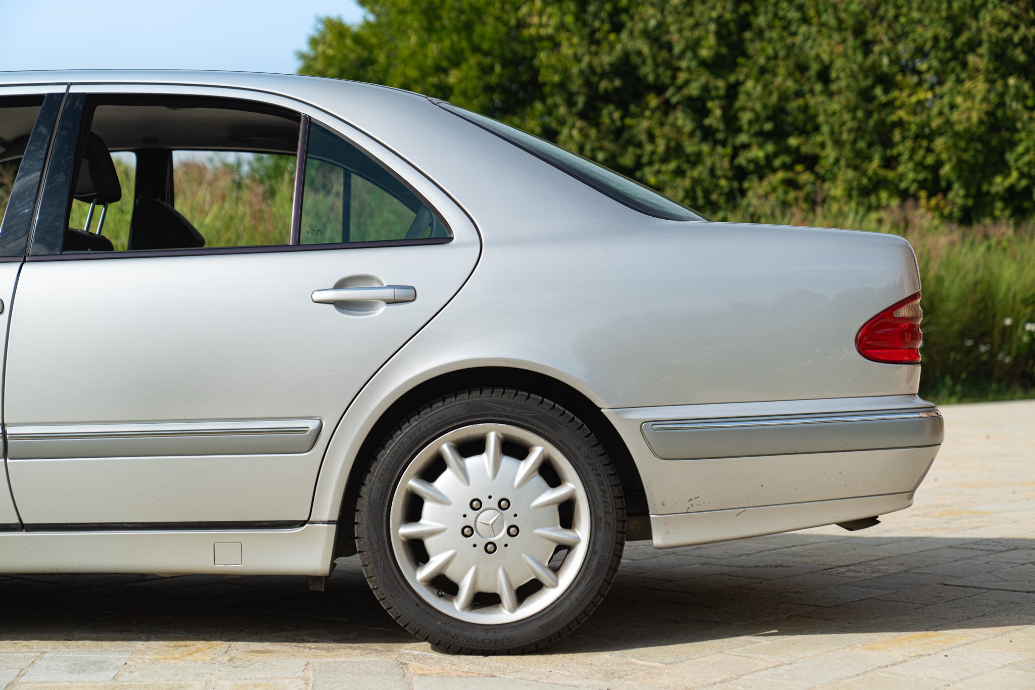 Mercedes Benz E430 V8 