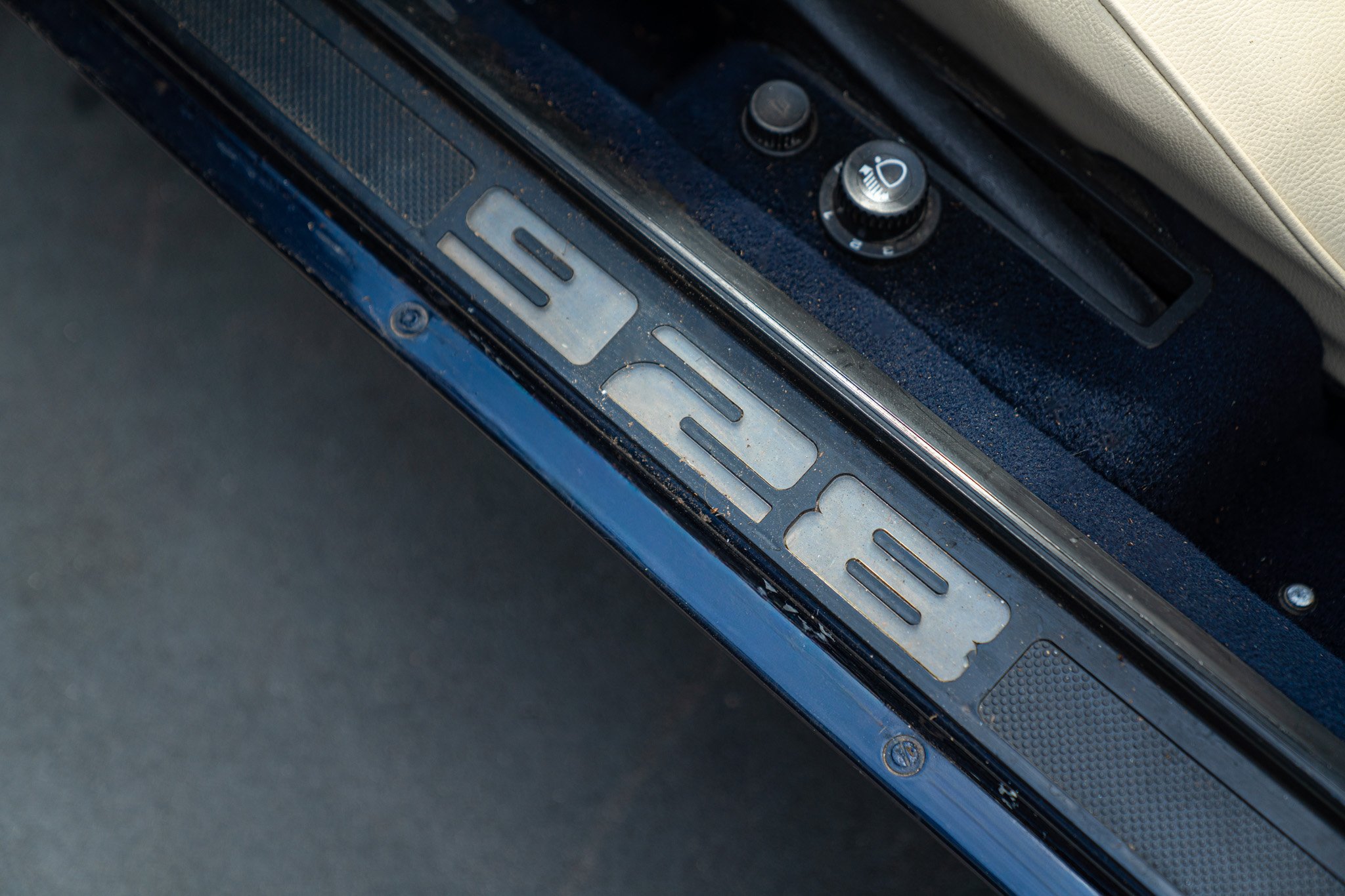 Porsche 928 