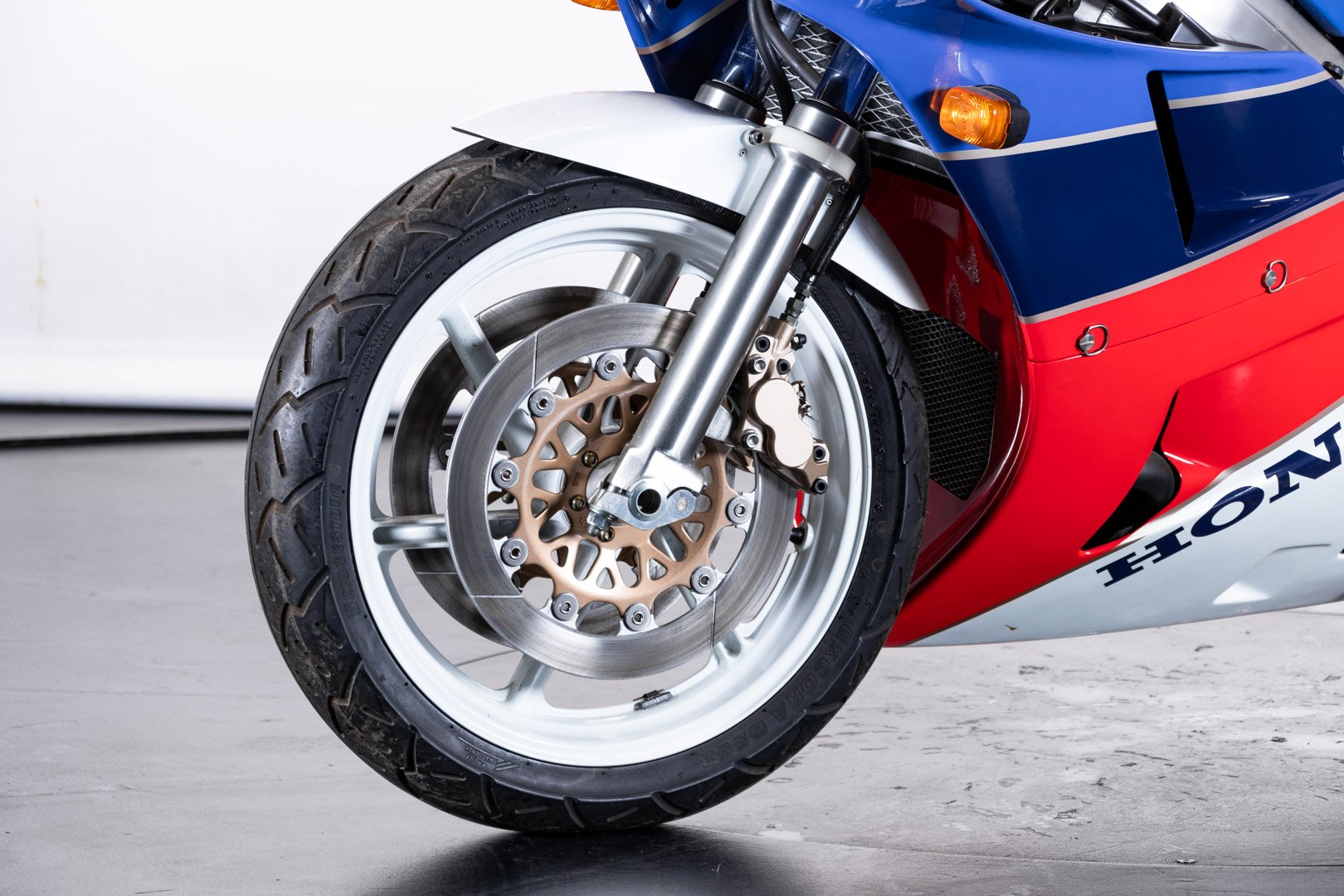 Honda VFR 750 r (RC 30) 