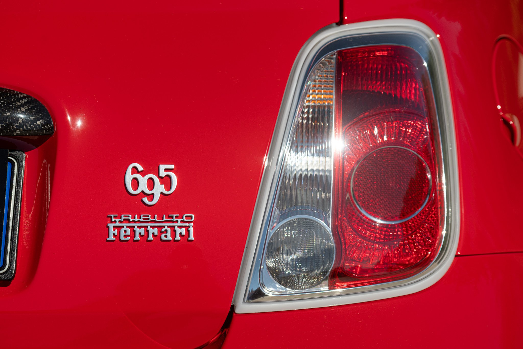 Abarth 695 TRIBUTO FERRARI 