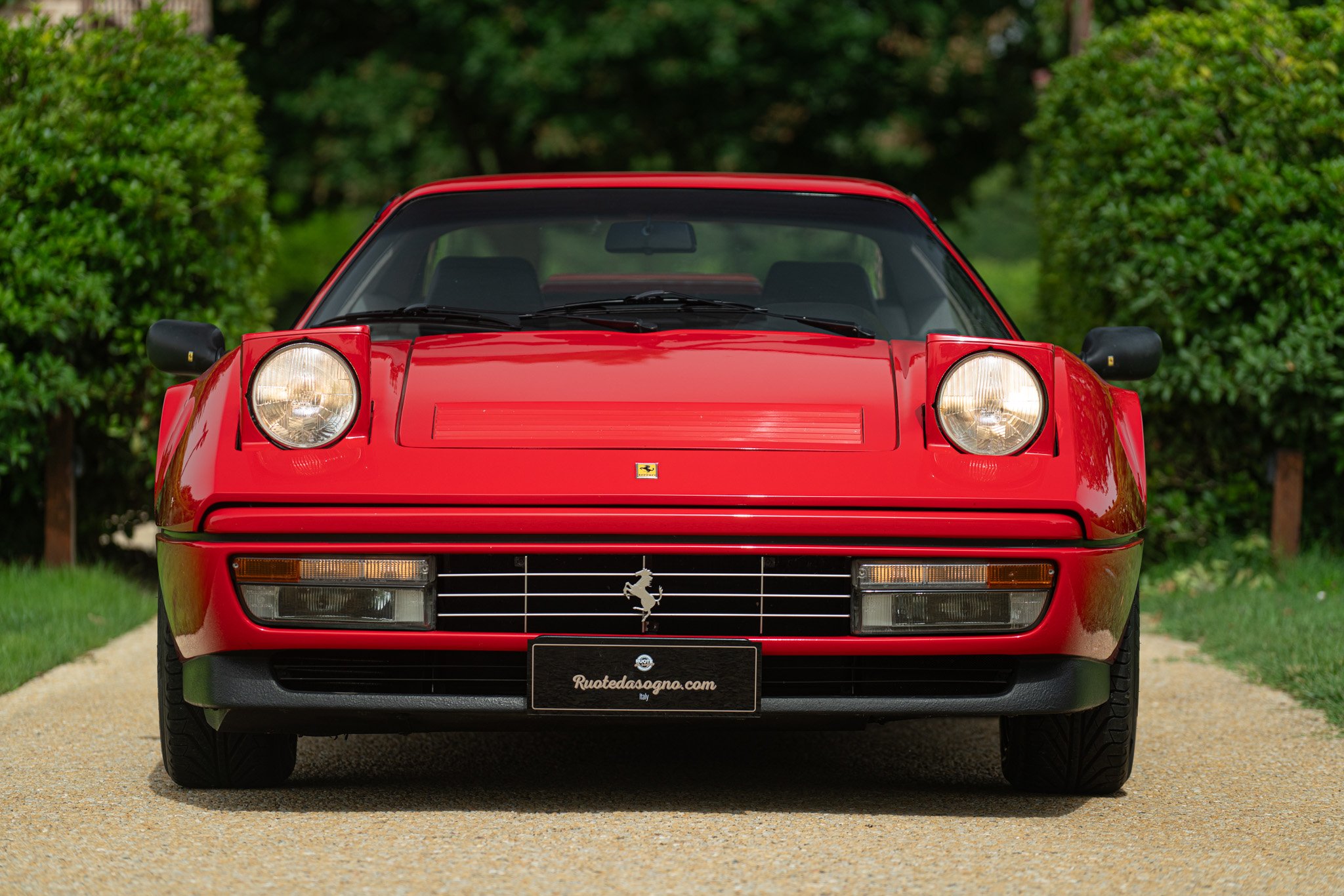 Ferrari 208 GTB TURBO 