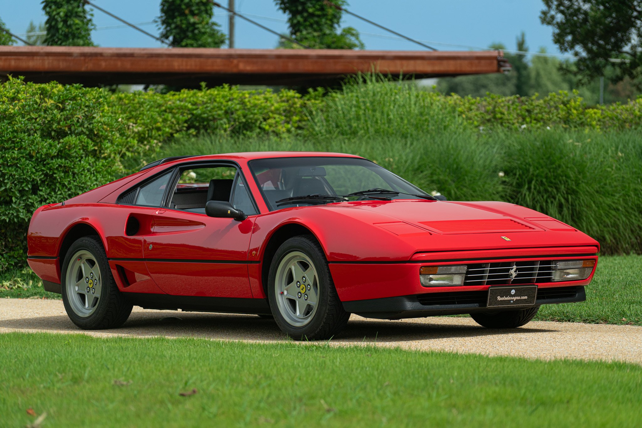 Ferrari 208 GTB TURBO 