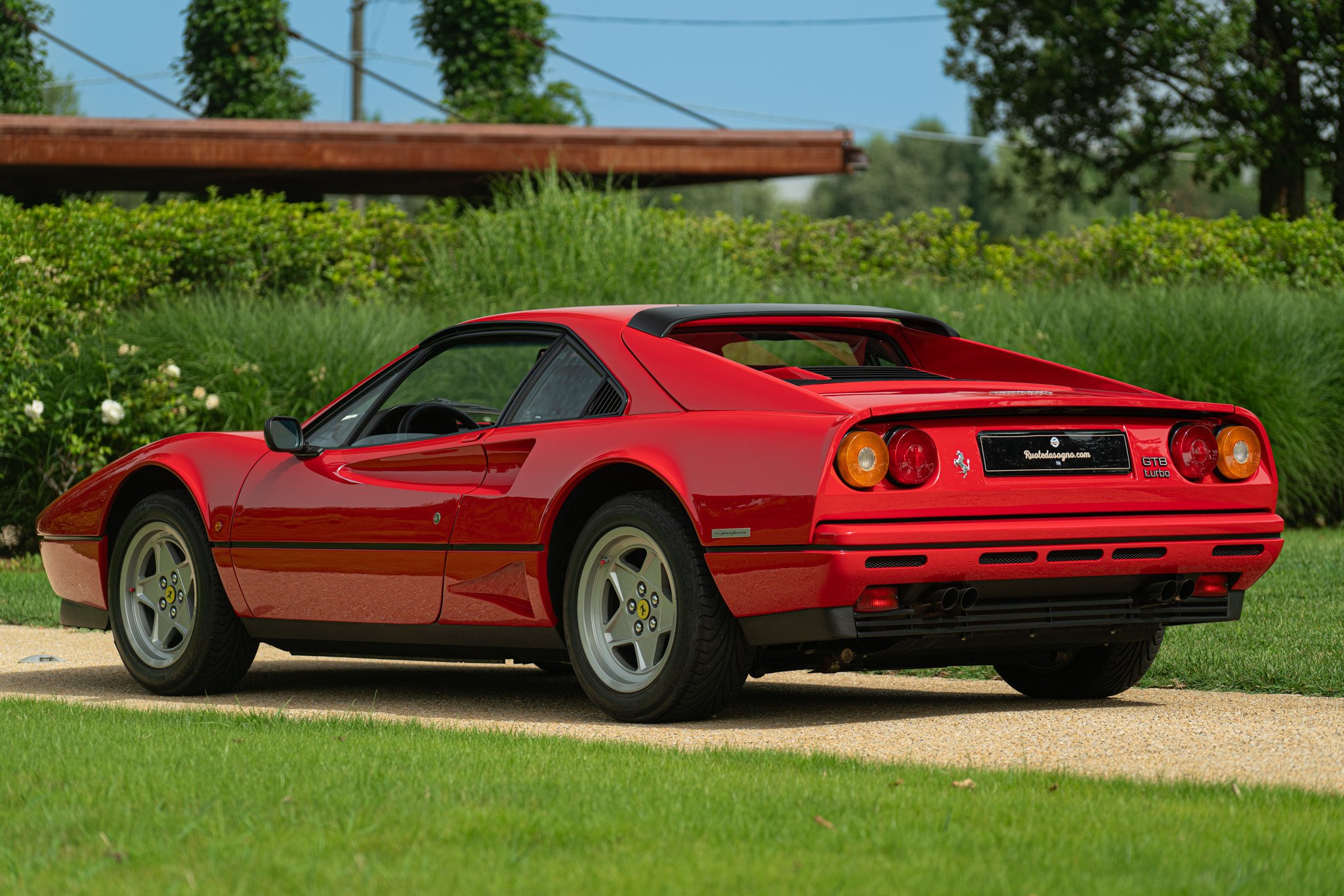 Ferrari 208 GTB TURBO 