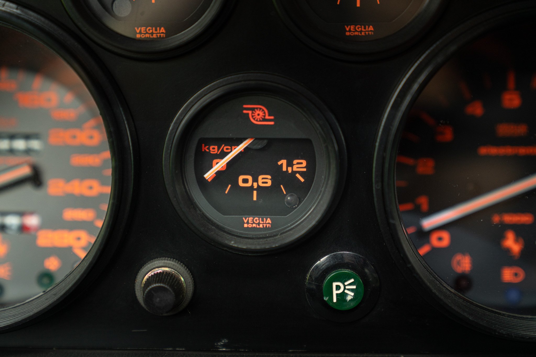 Ferrari 208 GTB TURBO 