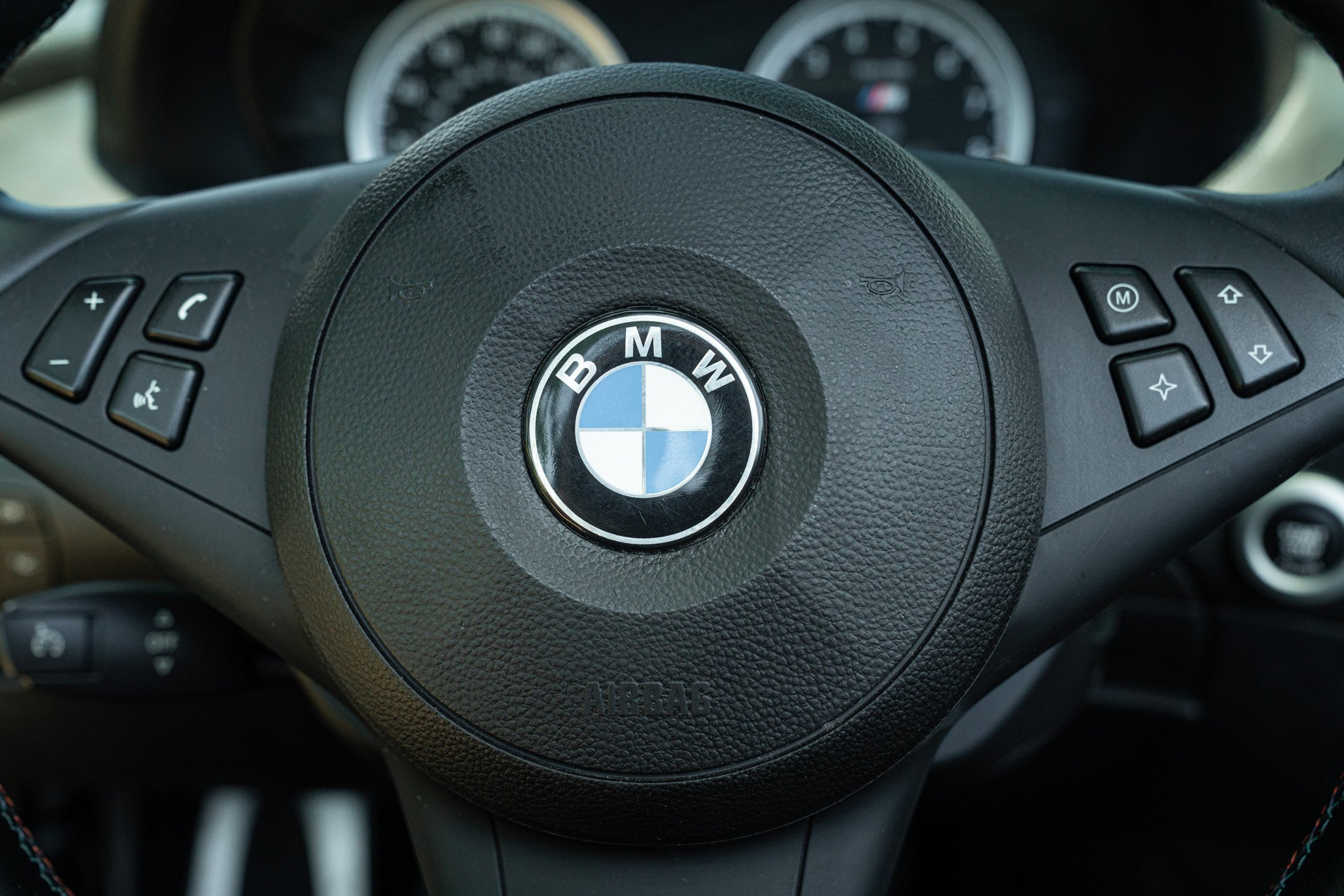 BMW M6 CABRIO “MANUALE” 