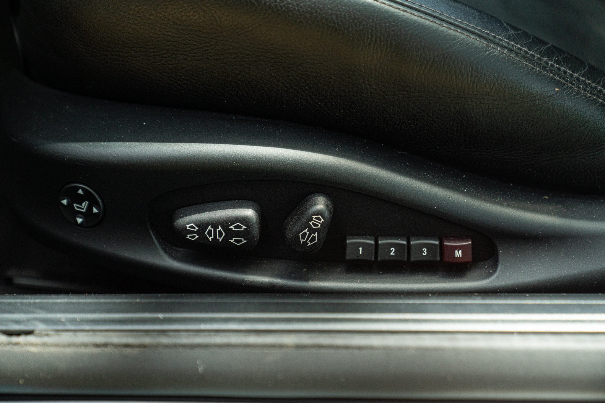 BMW M6 CABRIO “MANUALE” 