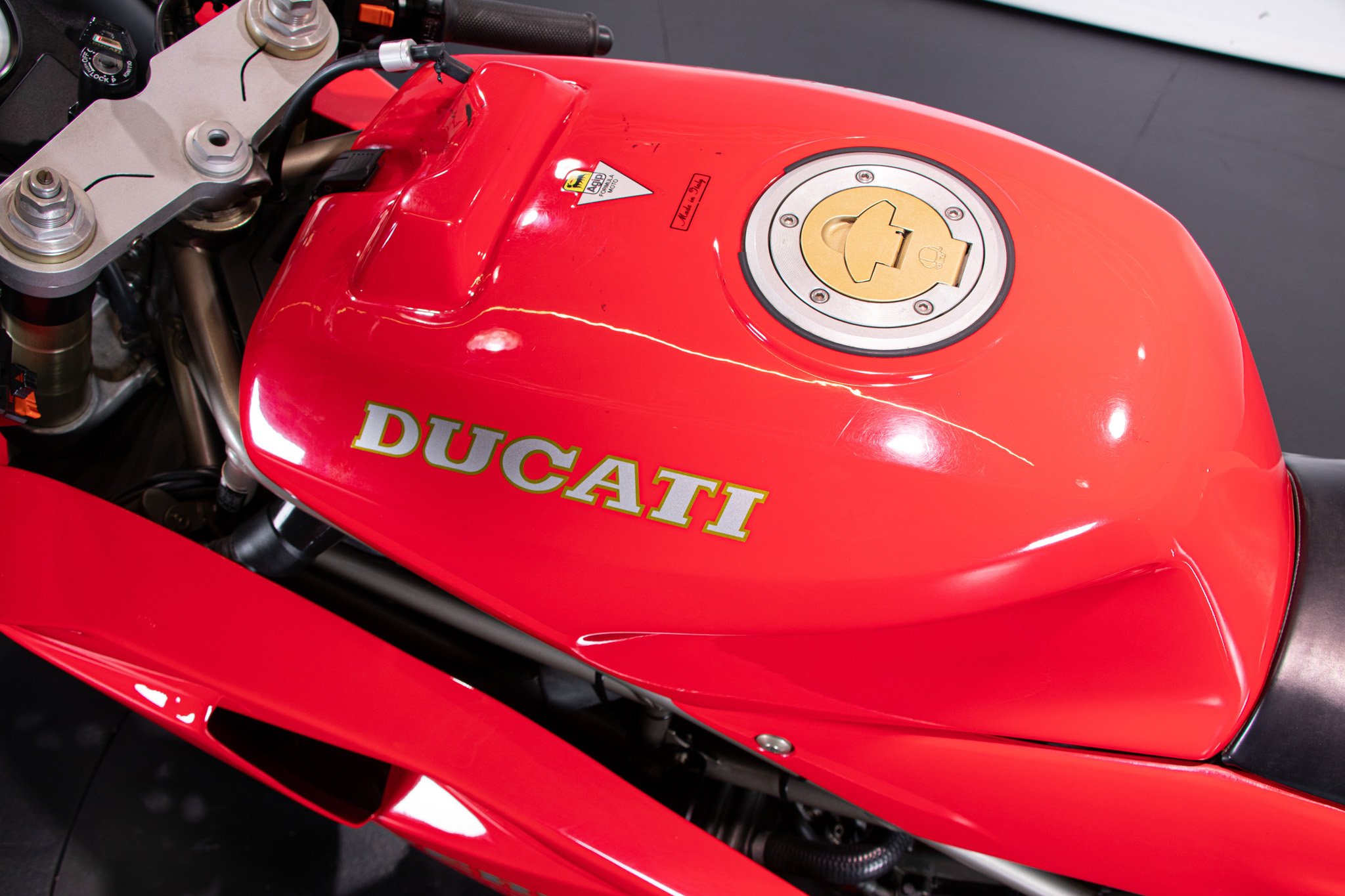 Ducati SUPERBIKE 888 DESMOQUATTRO 