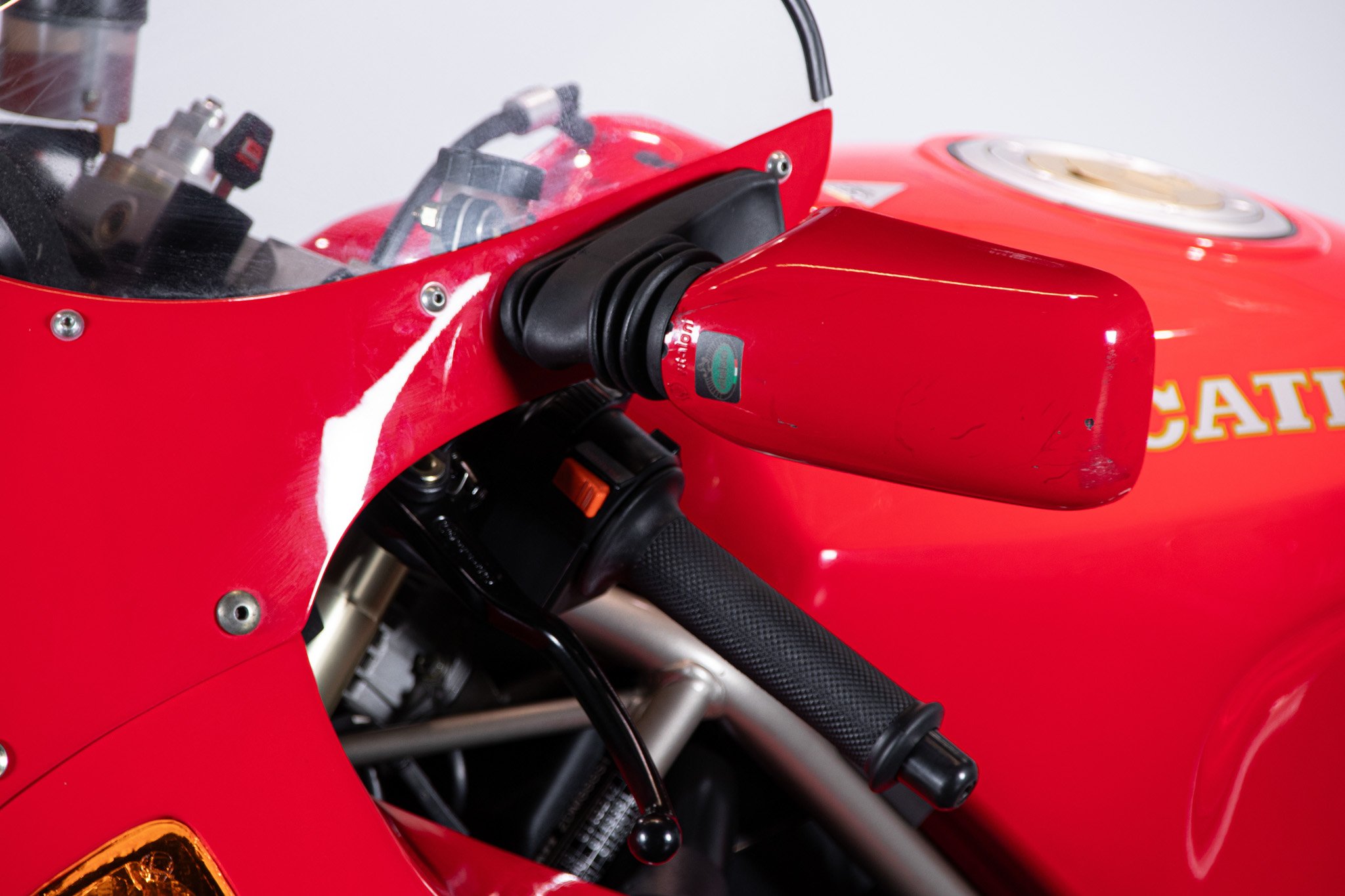 Ducati SUPERBIKE 888 DESMOQUATTRO 