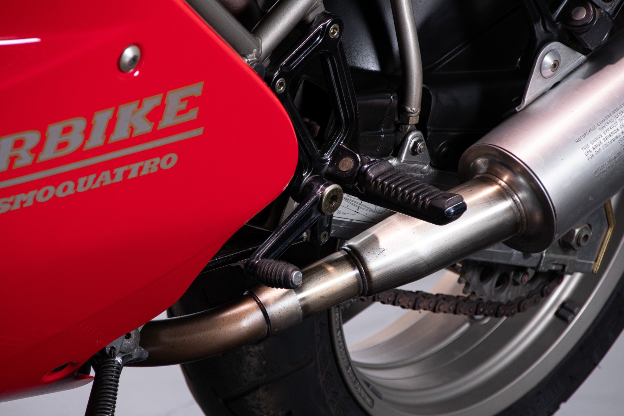 Ducati SUPERBIKE 888 DESMOQUATTRO 
