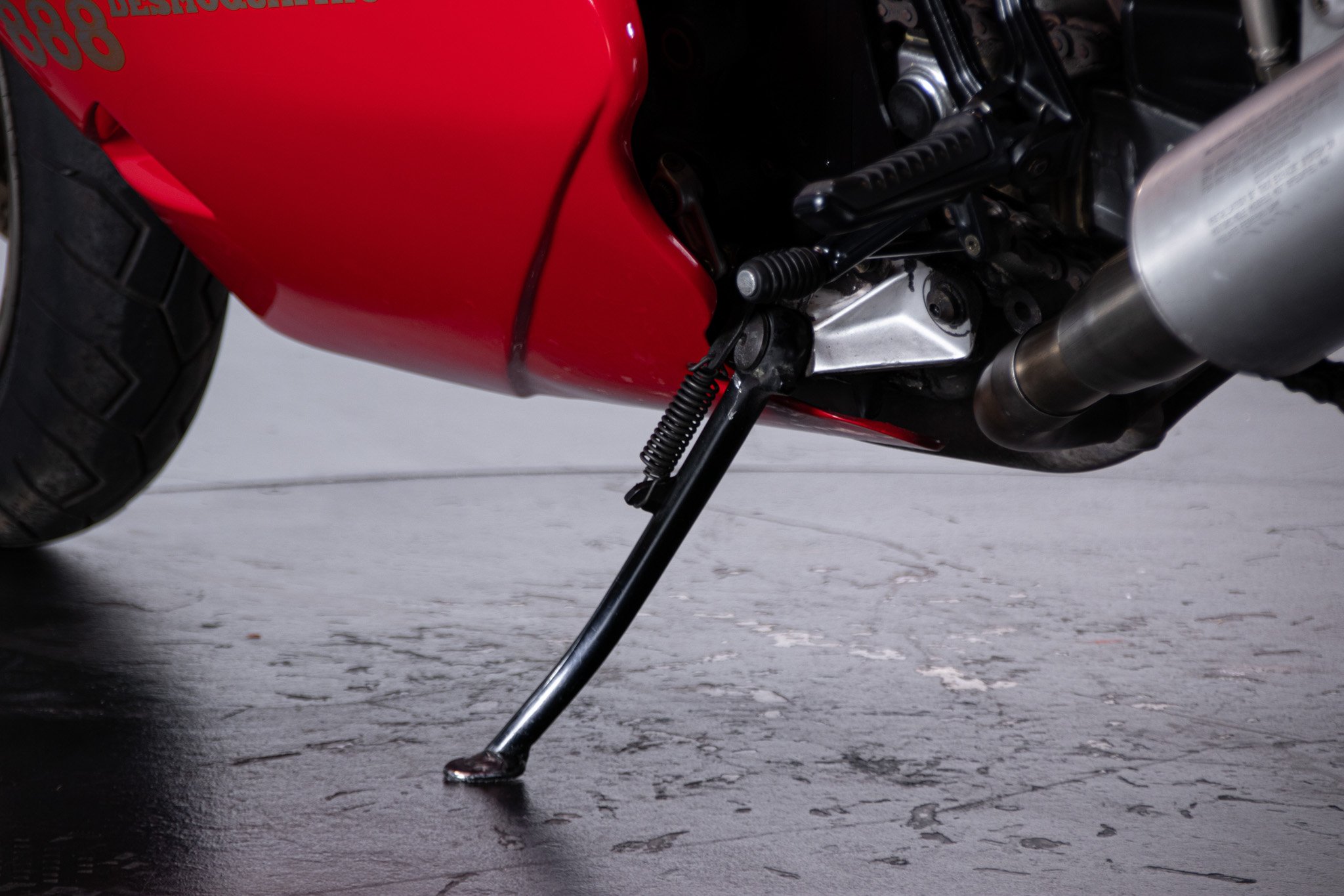 Ducati SUPERBIKE 888 DESMOQUATTRO 