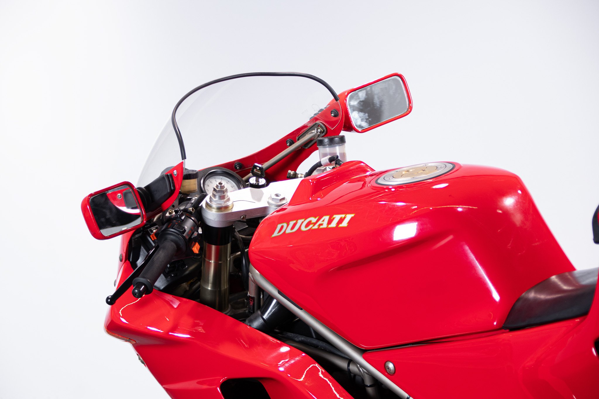 Ducati SUPERBIKE 888 DESMOQUATTRO 