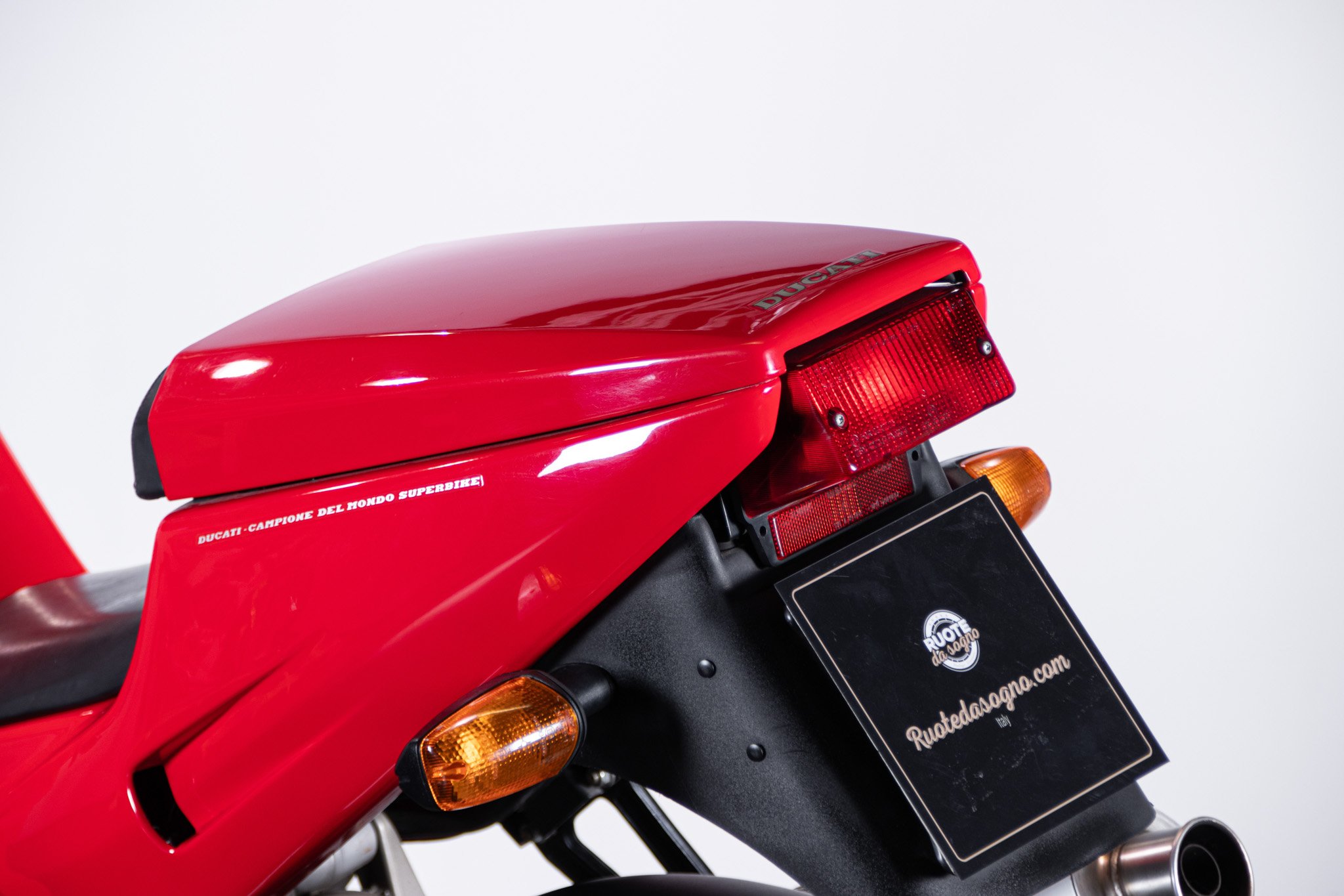 Ducati SUPERBIKE 888 DESMOQUATTRO 