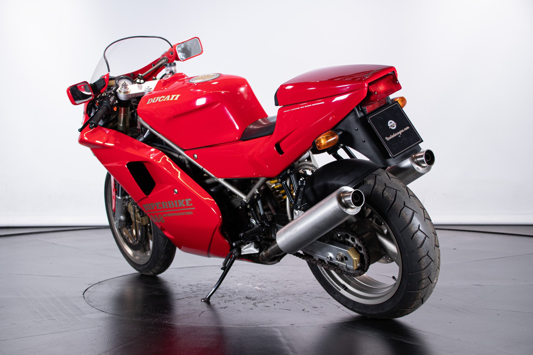 Ducati SUPERBIKE 888 DESMOQUATTRO 