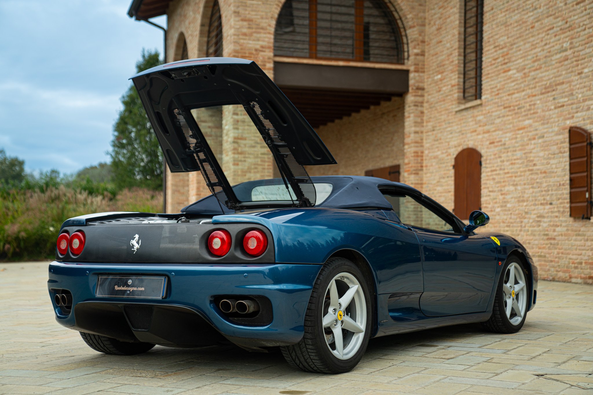 Ferrari 360 SPIDER 