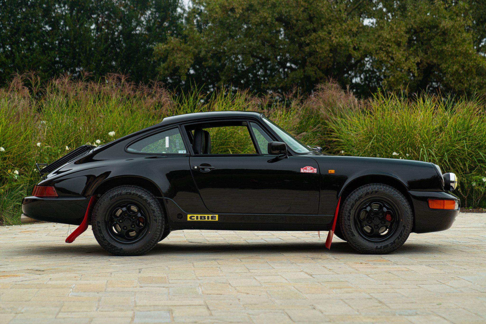 Porsche 911 CARRERA 3.2 G50 “SAFARI” 