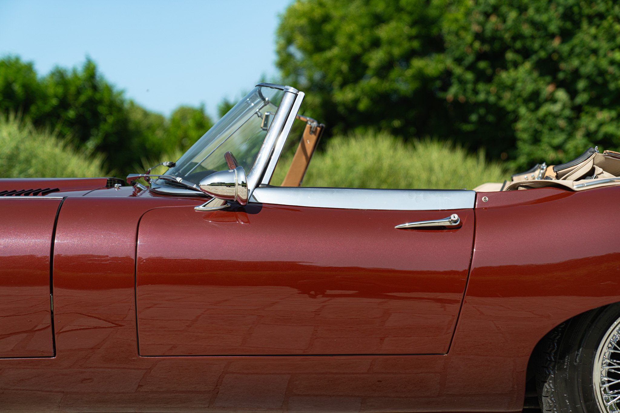 Jaguar E-TYPE SPIDER 
