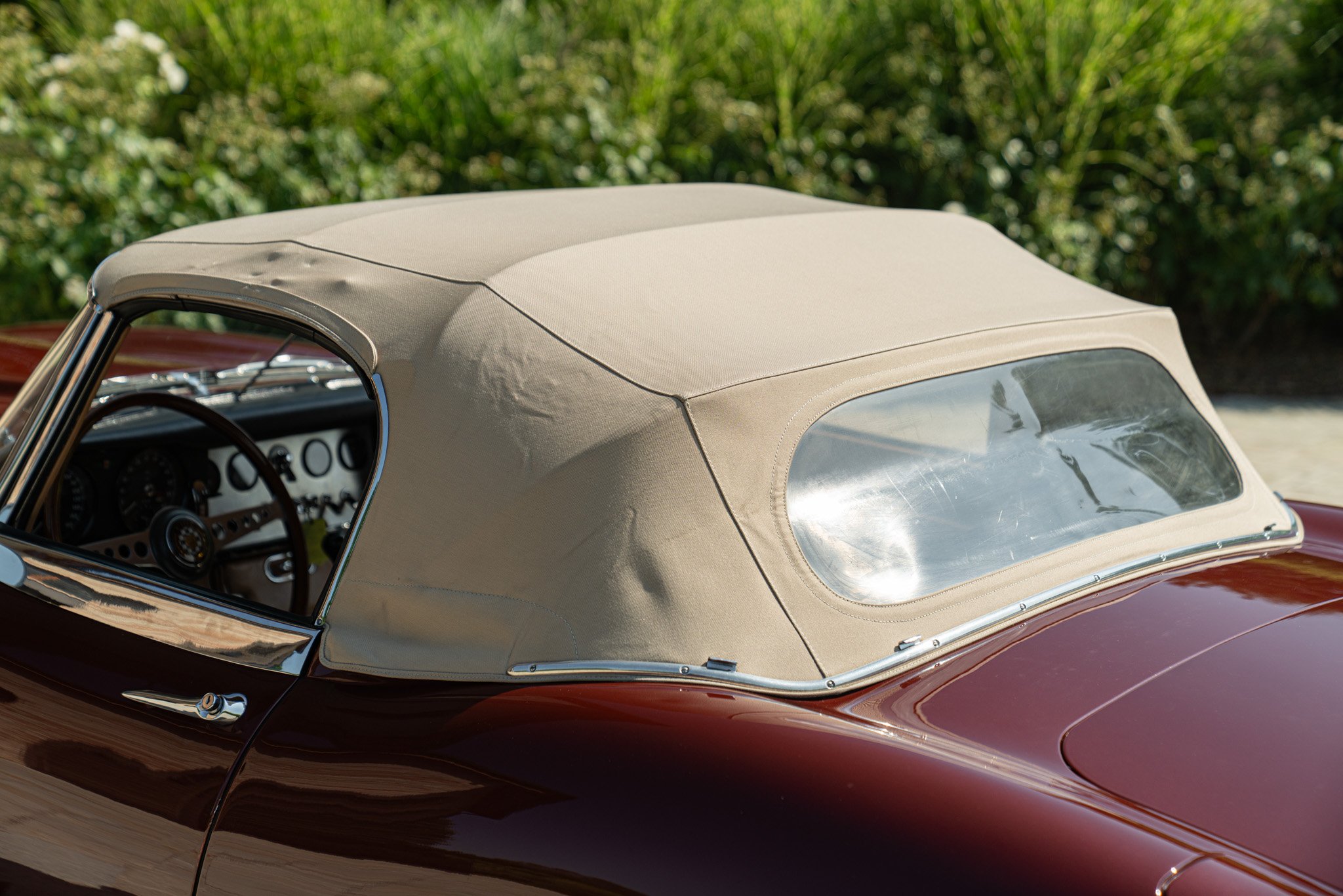 Jaguar E-TYPE SPIDER 