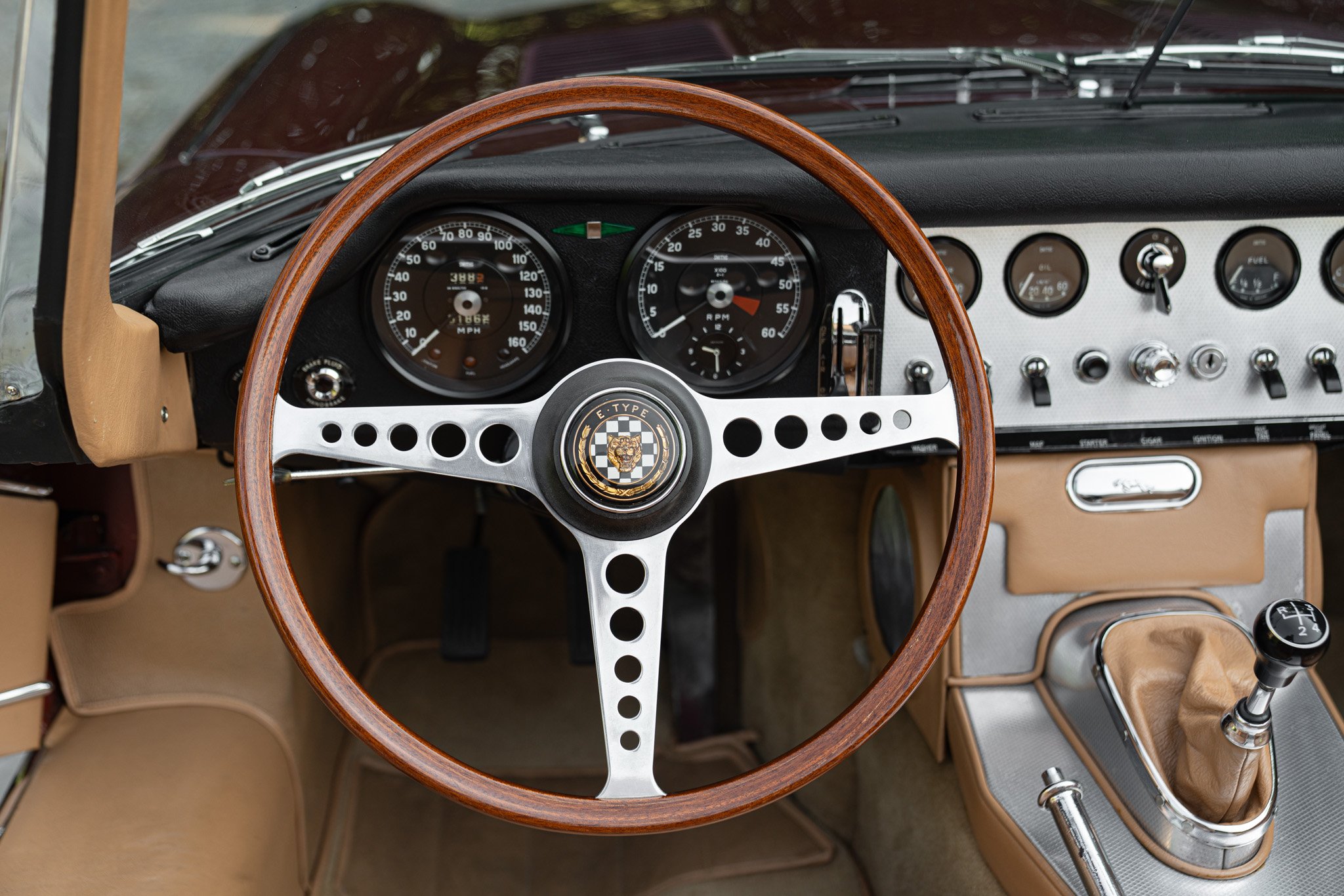 Jaguar E-TYPE SPIDER 