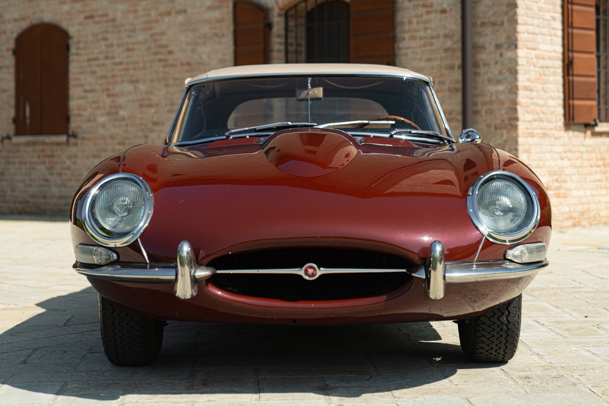 Jaguar E-TYPE SPIDER 