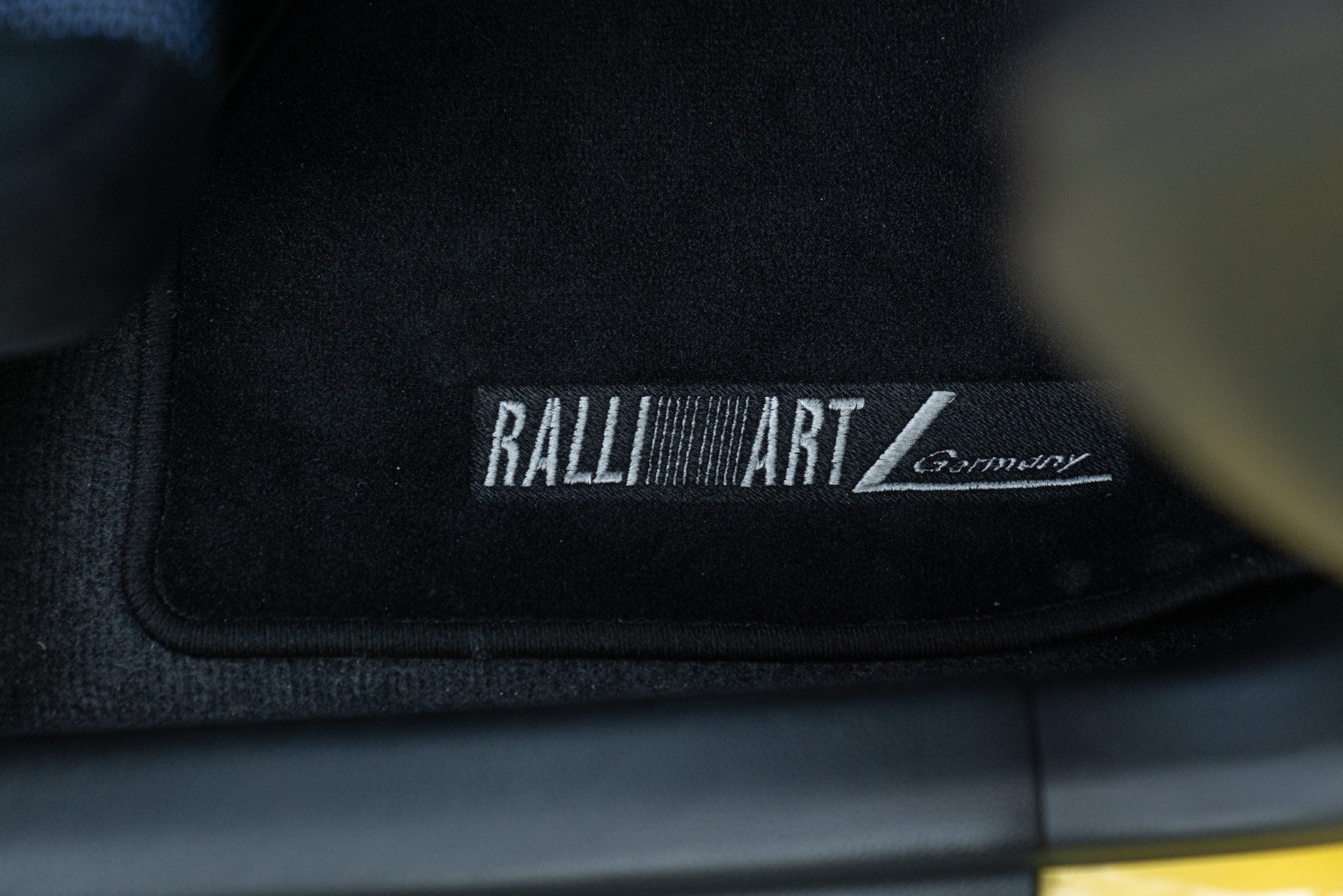 Mitsubishi LANCER EVO VII 