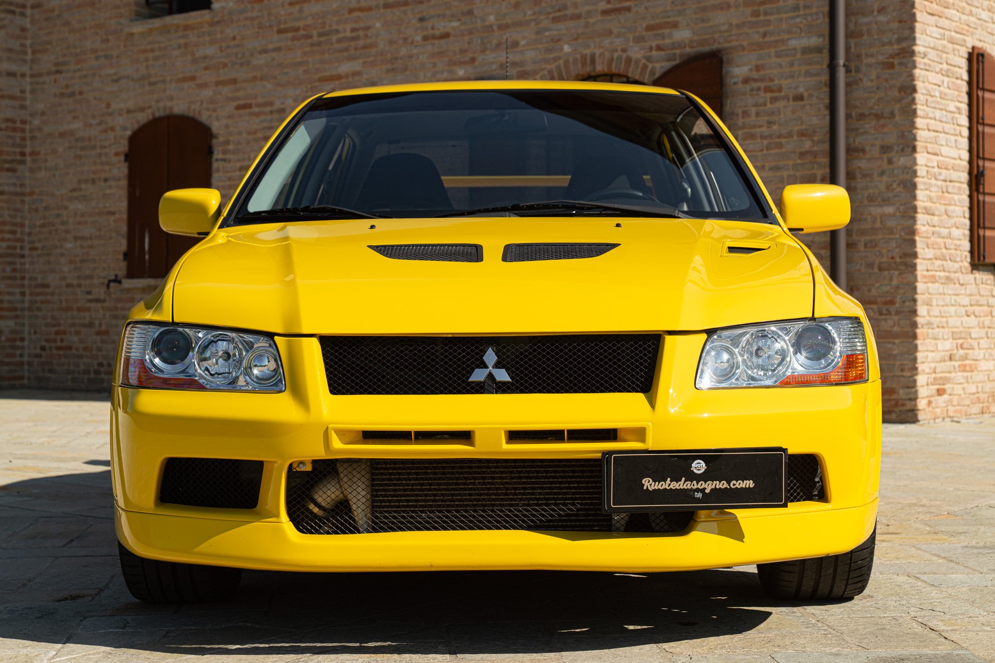 Mitsubishi LANCER EVO VII 