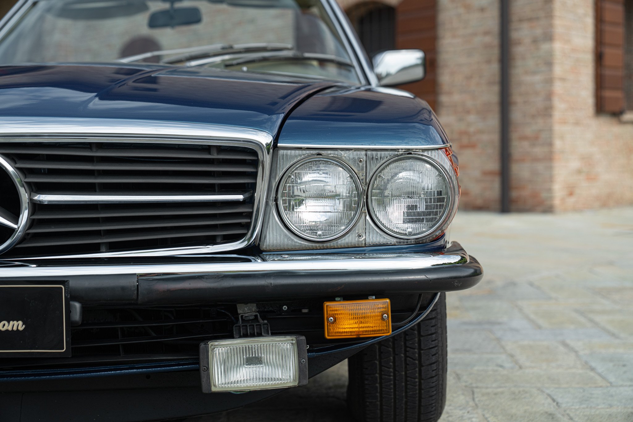 Mercedes Benz 450 SL 