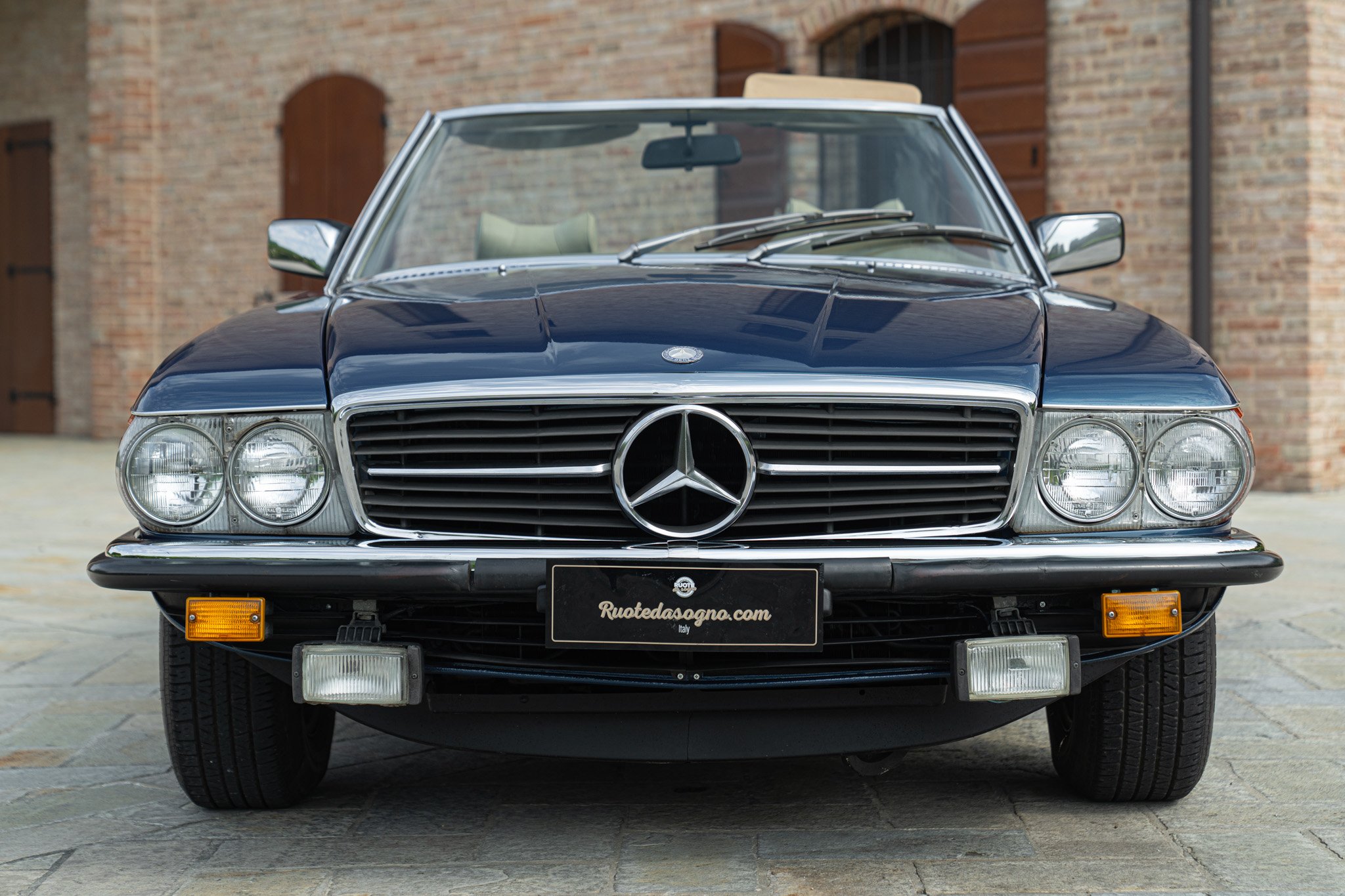 Mercedes Benz 450 SL 
