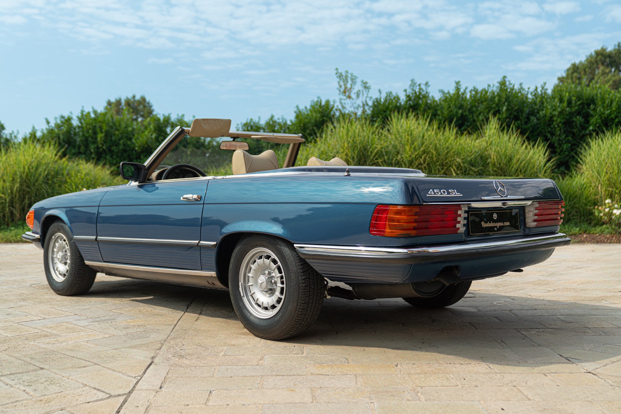 Mercedes Benz 450 SL 