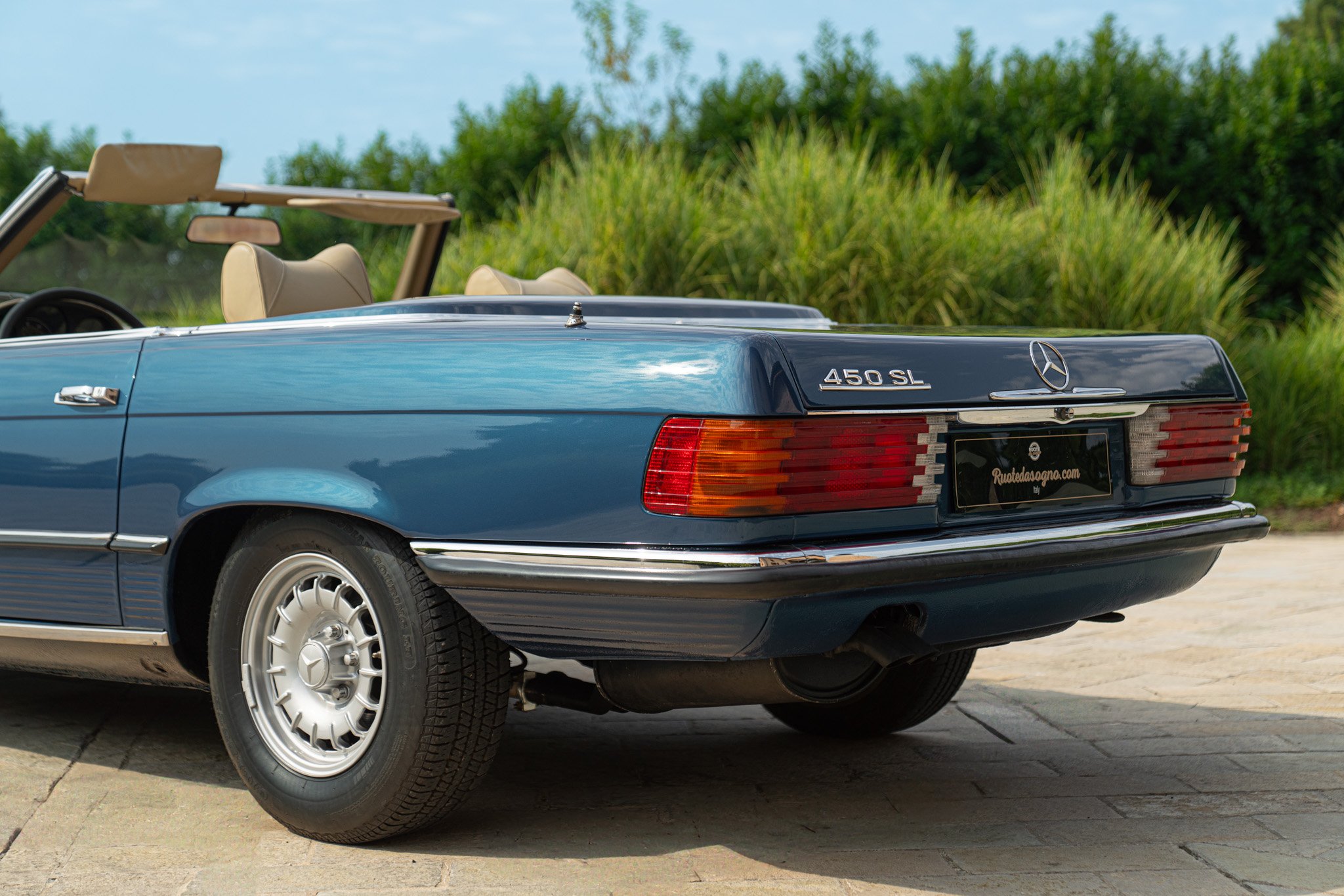 Mercedes Benz 450 SL 