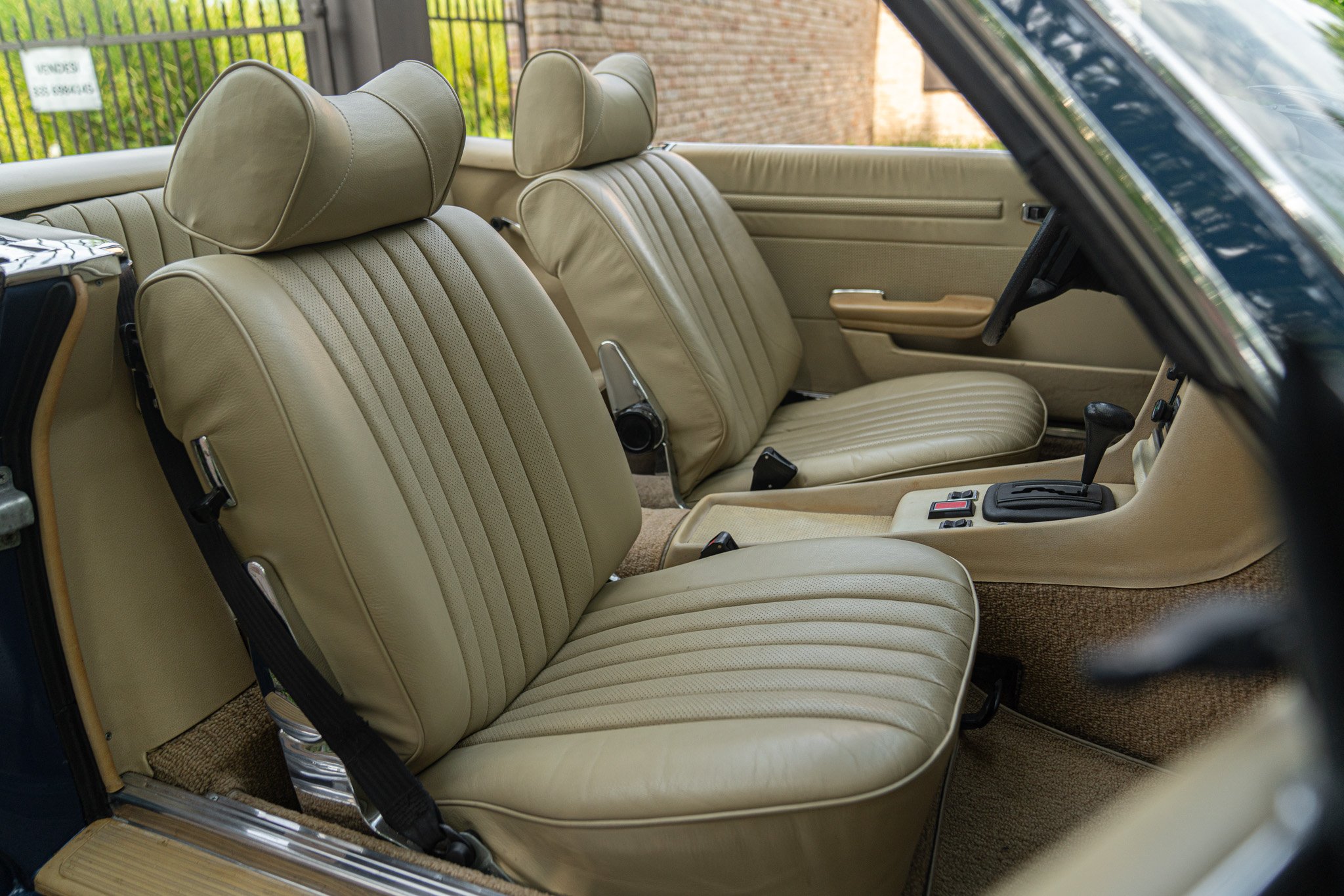 Mercedes Benz 450 SL 