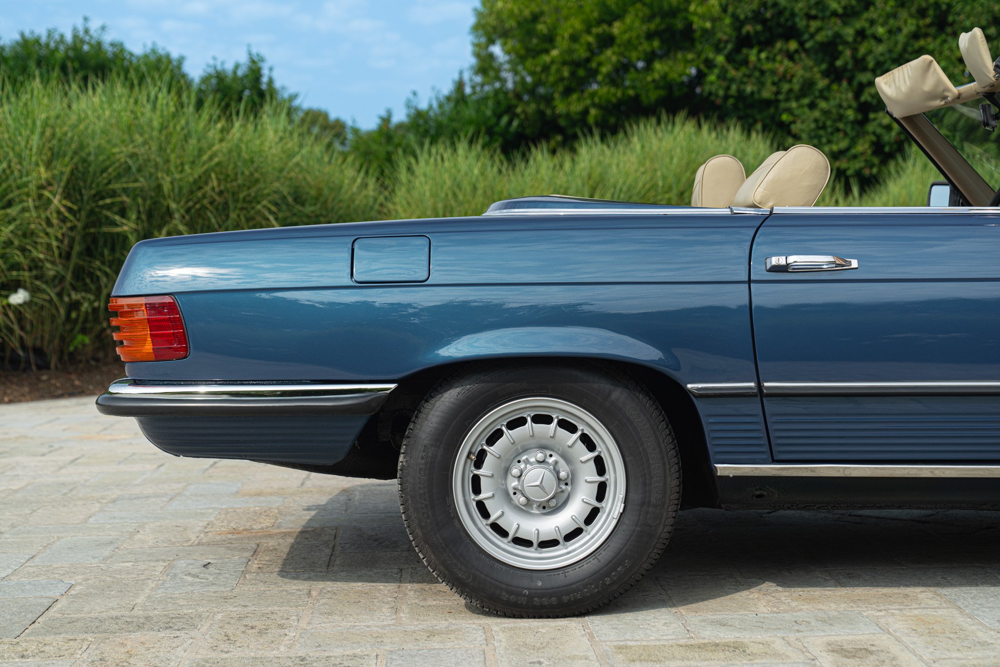 Mercedes Benz 450 SL 