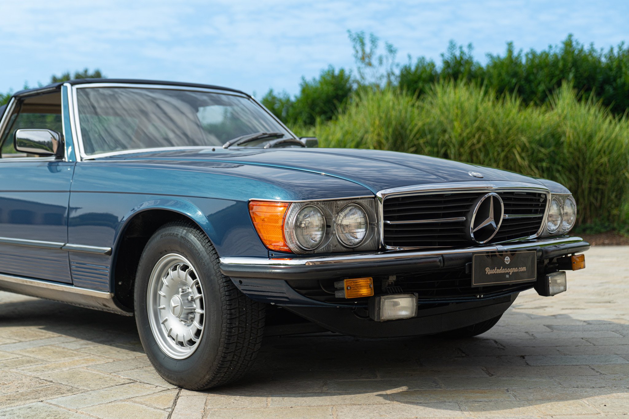 Mercedes Benz 450 SL 