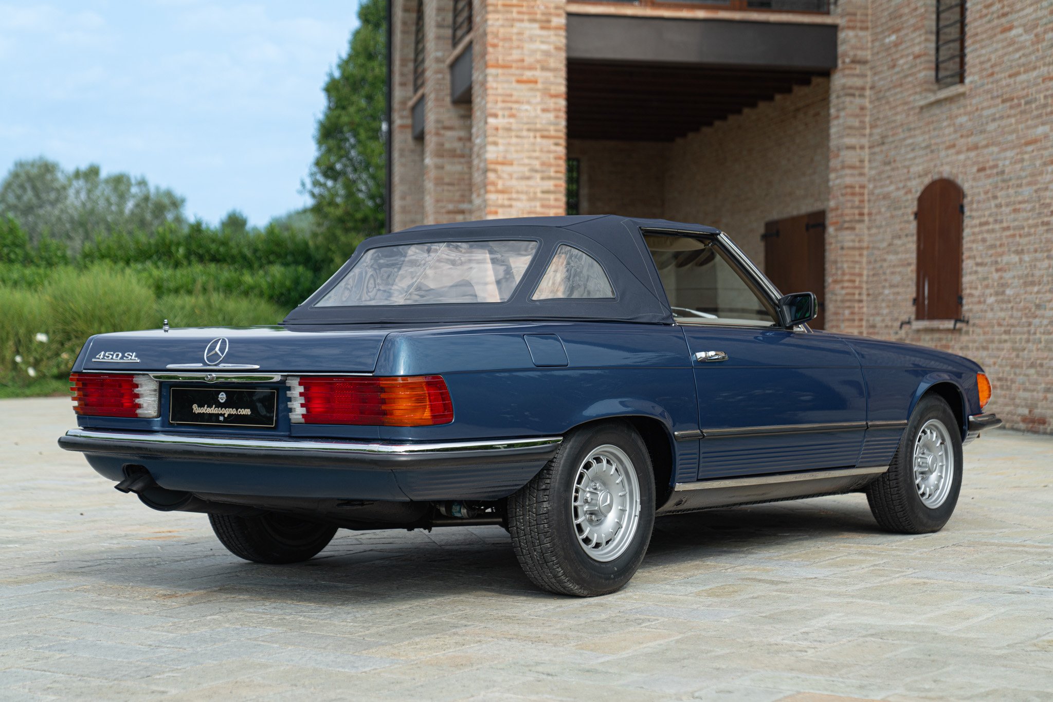 Mercedes Benz 450 SL 