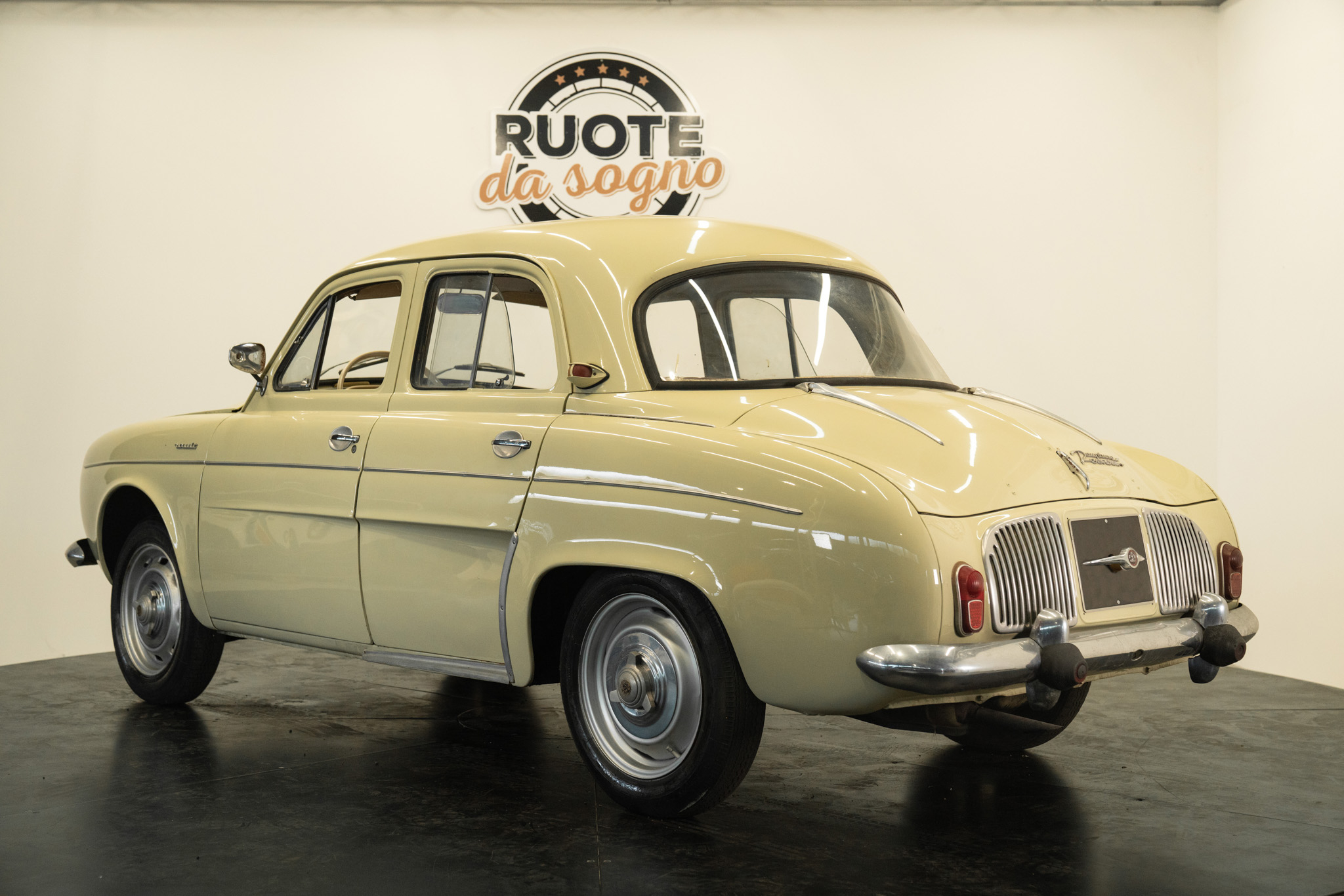 Renault Dauphine Gordini 