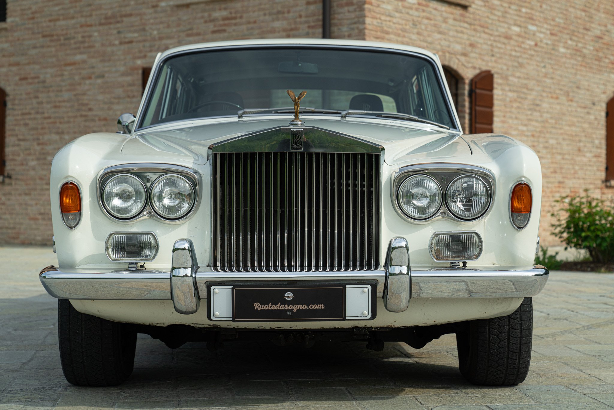 Rolls Royce SILVER SHADOW 