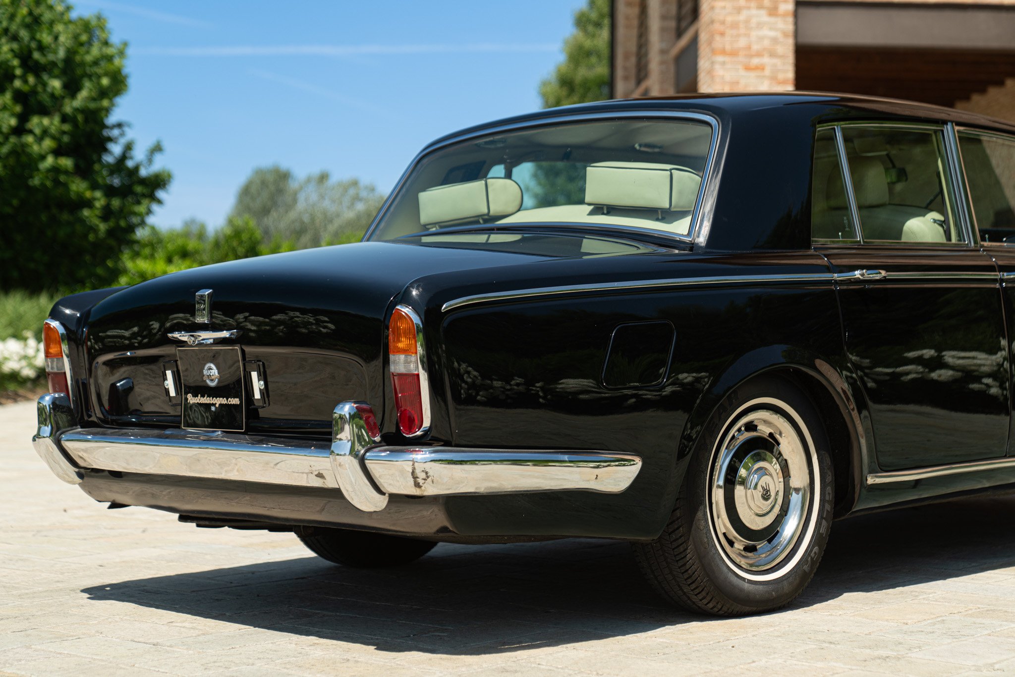 Rolls Royce SILVER SHADOW 
