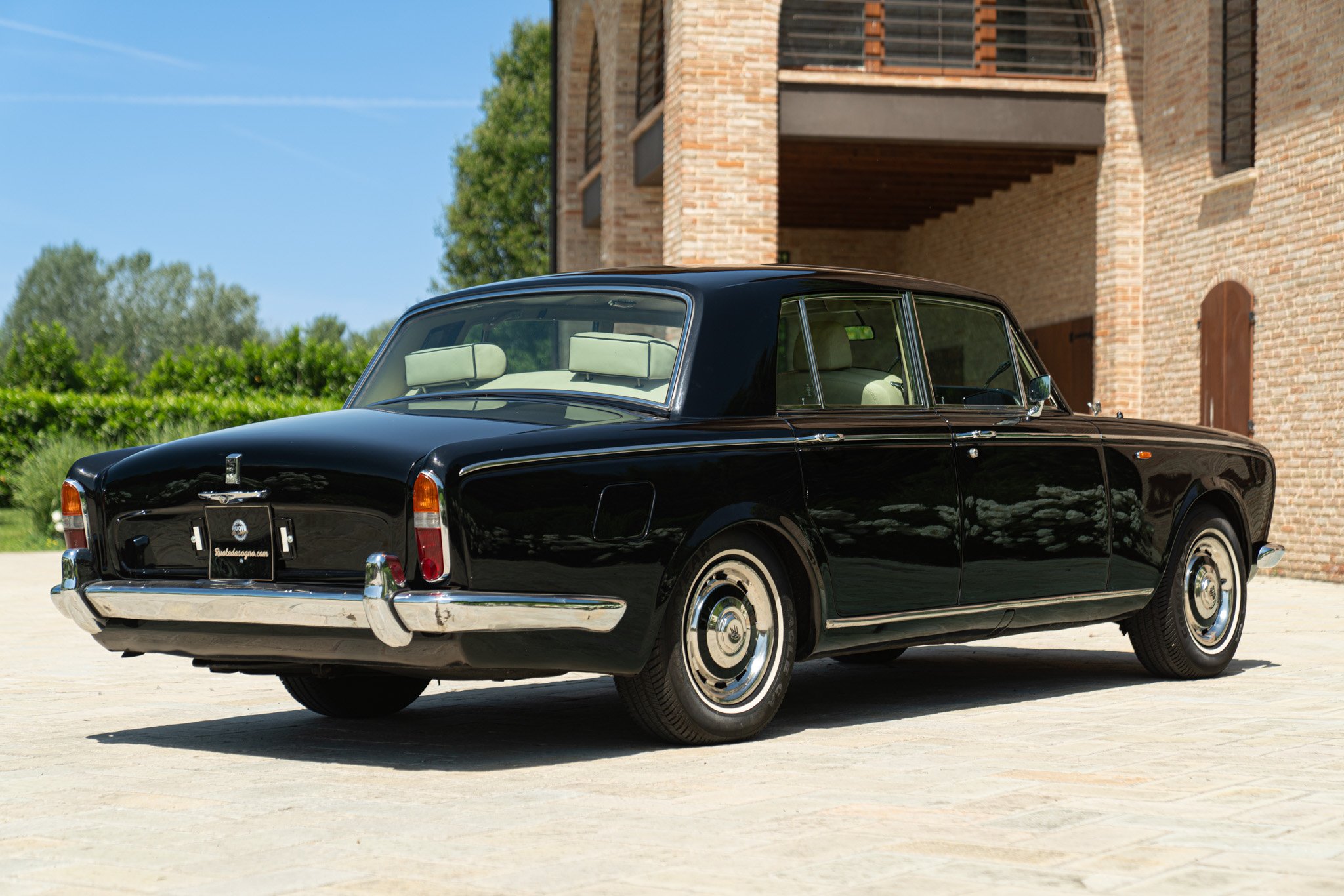 Rolls Royce SILVER SHADOW 