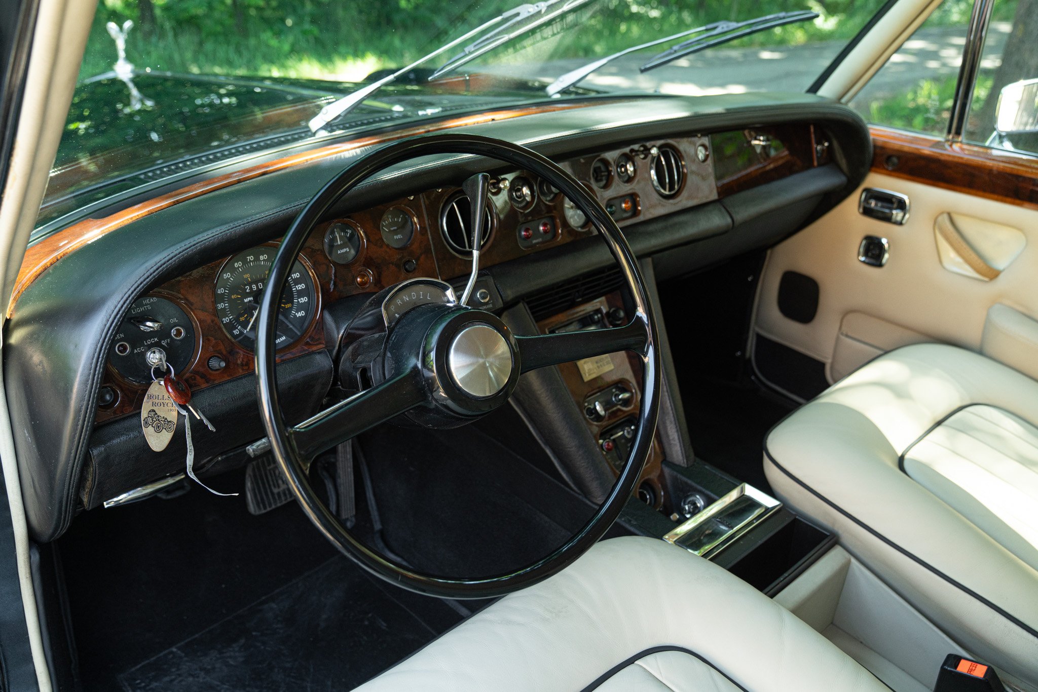 Rolls Royce SILVER SHADOW 